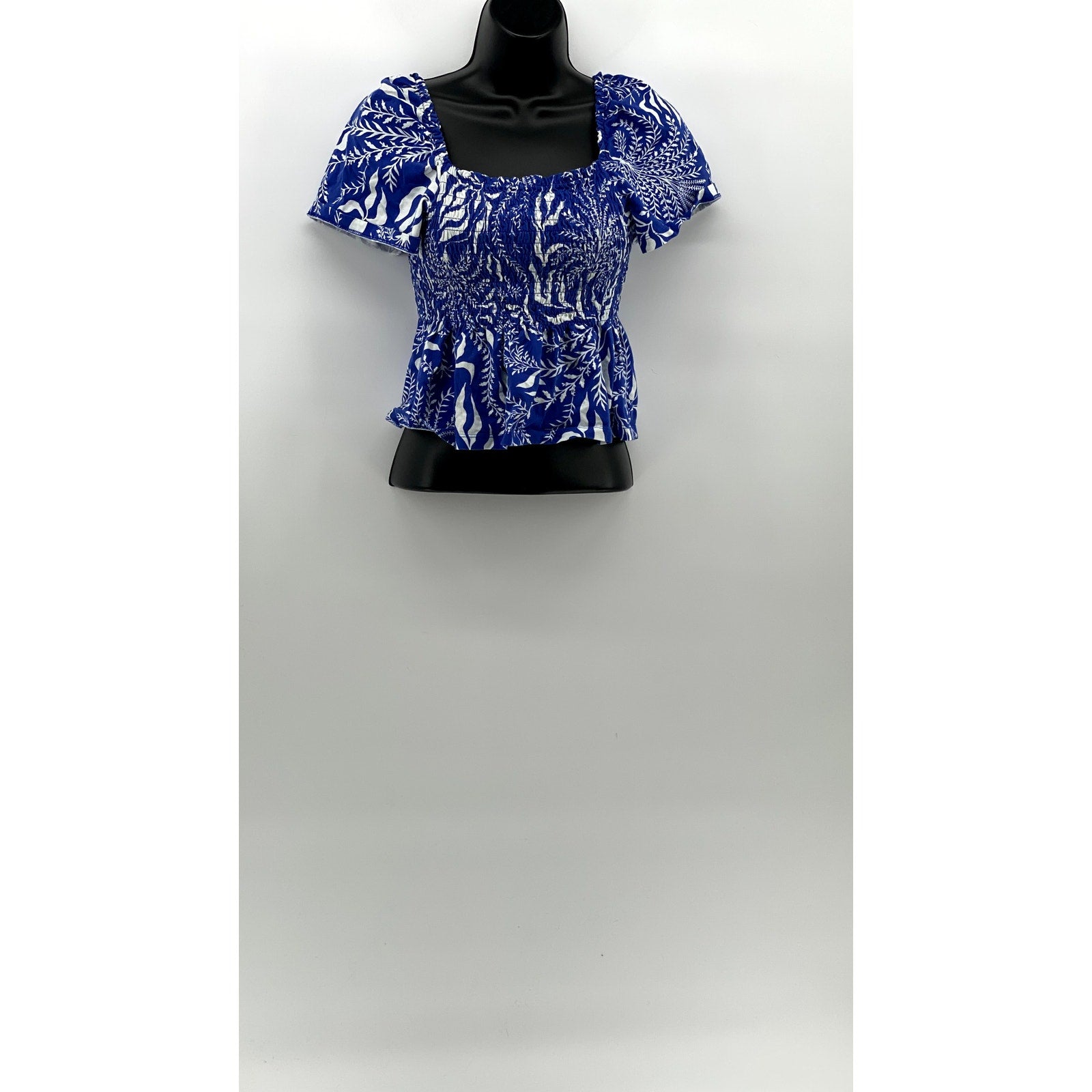 UNBRANDED Women's Dark Blue Printed Smocked Puff Short Sleeve Top SZ S