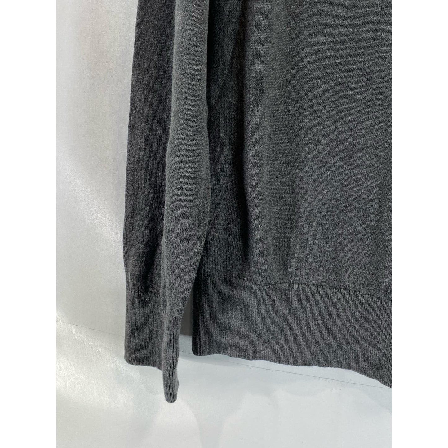 TOMMY HILFIGER Men's Charcoal Pima Cotton Regular-Fit V-Neck Sweater SZ L