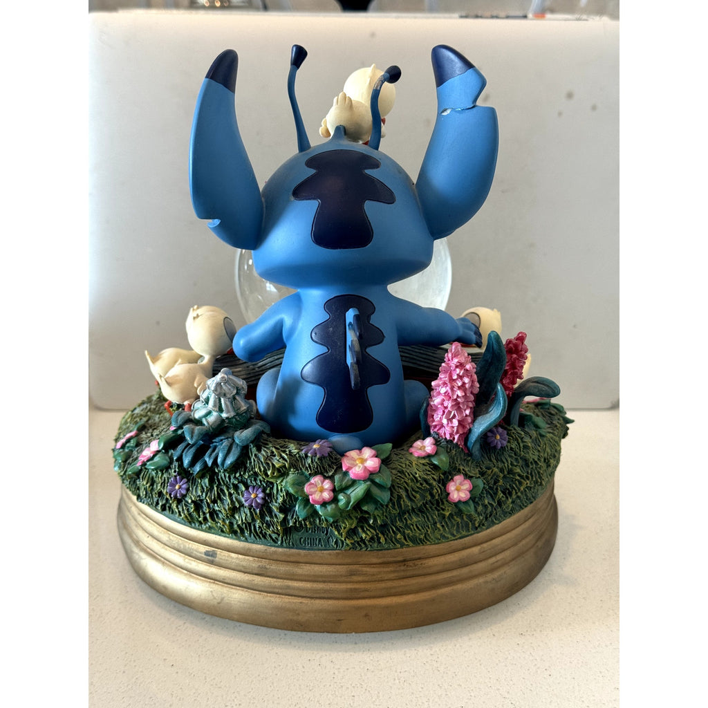 DISNEY RARE 2007 LE Lilo & Stitch Ugly Duckling Music Snow Globe 8.5"