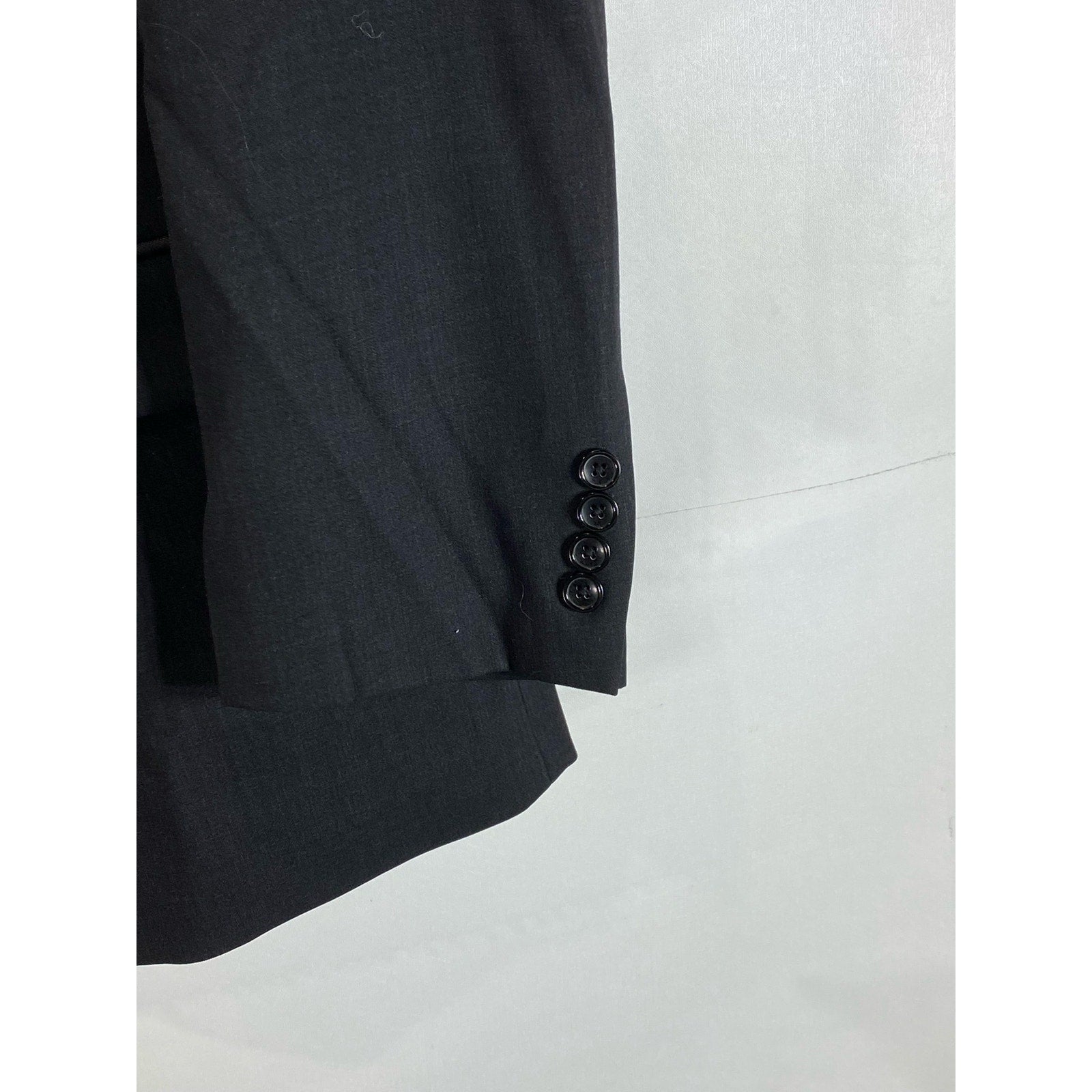 EMANUEL EMANUEL UNGARO Men's Black Solid Two-Button Wool Suit Jacket SZ 48R