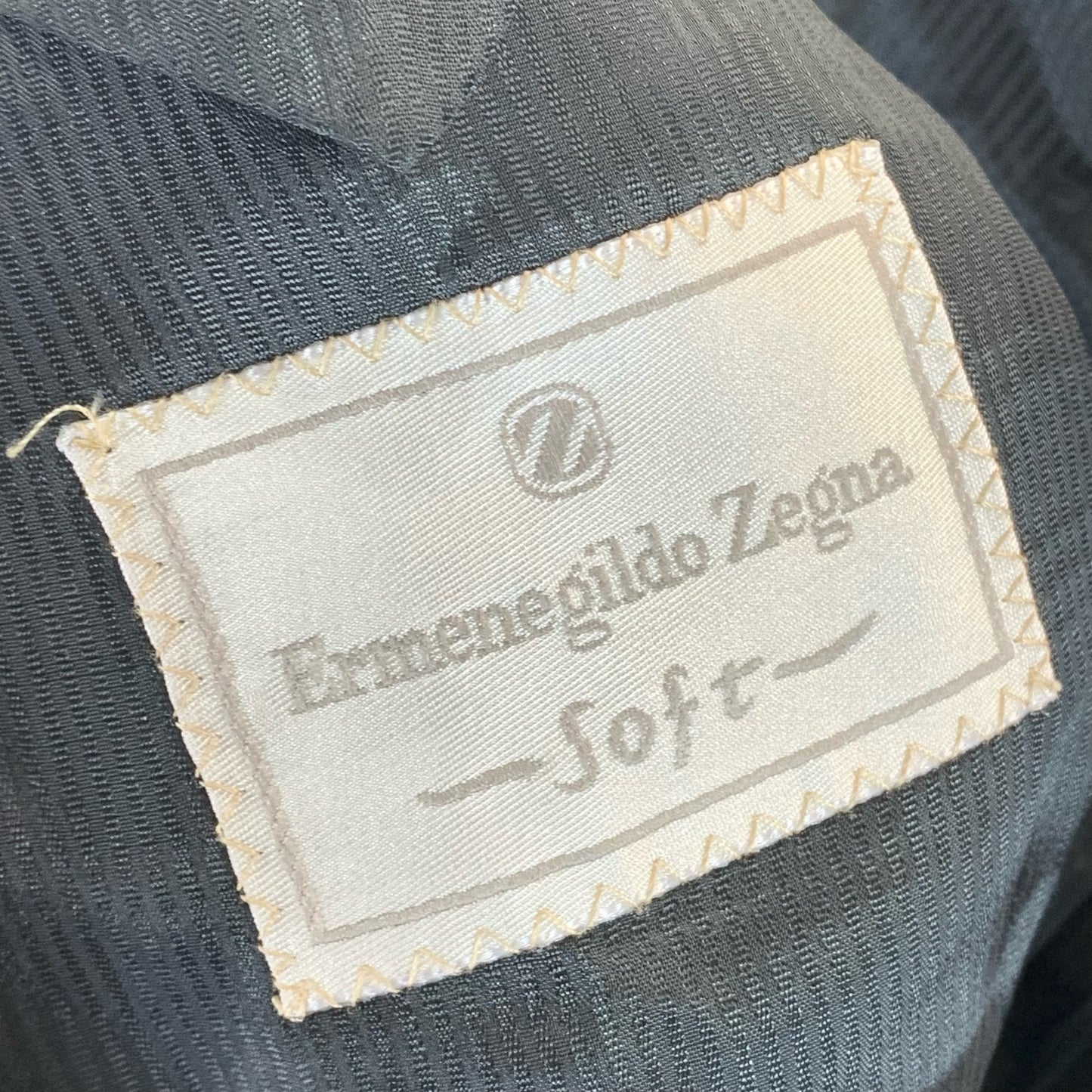 ERMENEGILDO ZEGNA SOFT Men's Black Pinstripe Three-Button Wool Blazer SZ 50R