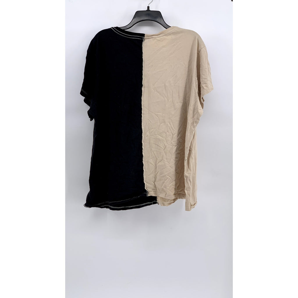TORRID Women's Black-Beige Slit Graphic Tee SZ 3