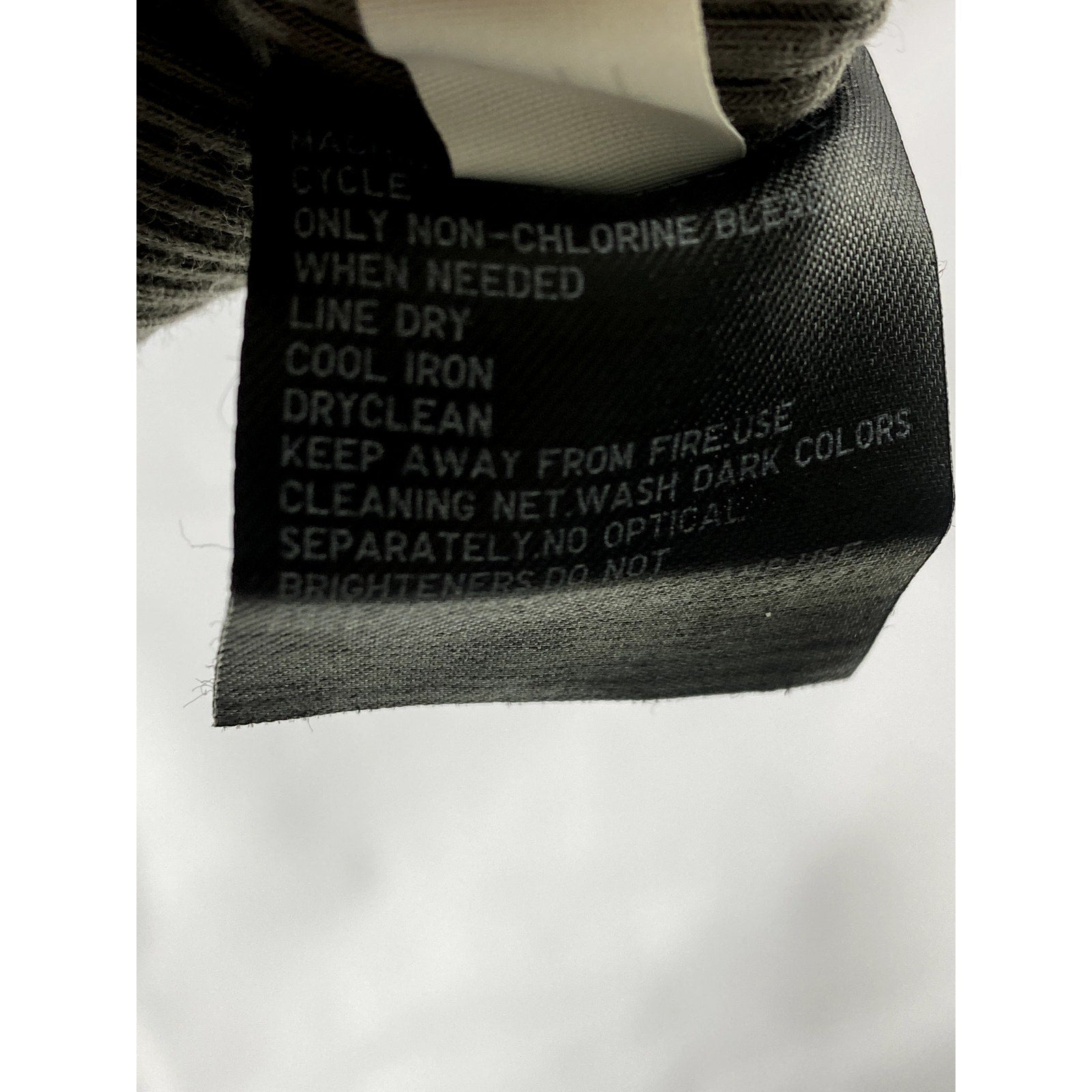 UNIQLO Women's Dark Gray Ribbed Crewneck Short Sleeve Cropped Top SZ L