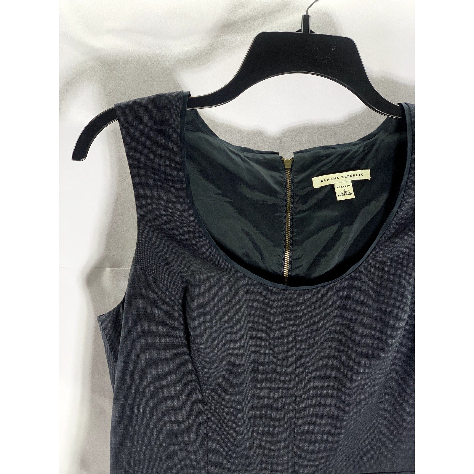 BANANA REPUBLIC Women's Black Scoop-Neck Stretch Sleeveless Wool Dress SZ 4