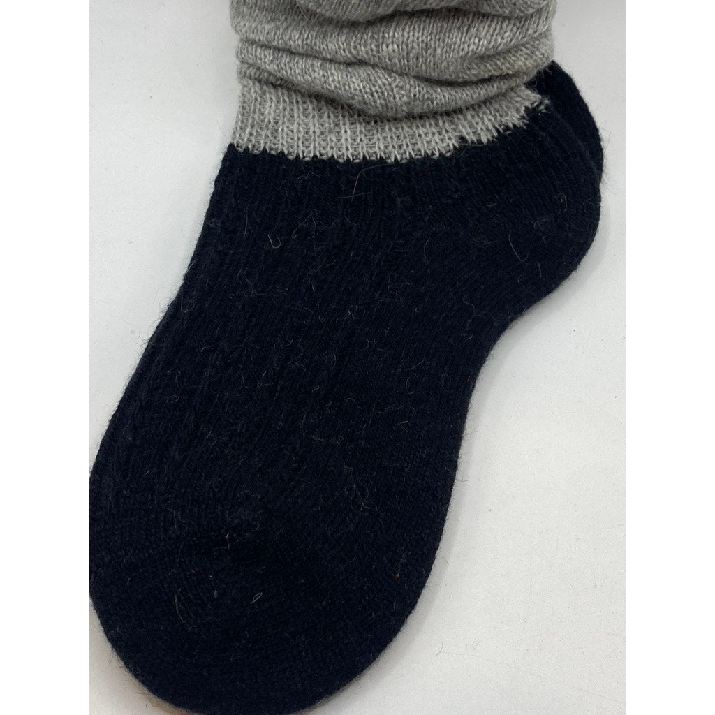 MEMOI Women's Black-Gray Colorblock Knit Scrunch Over The Knee Socks SZ OS