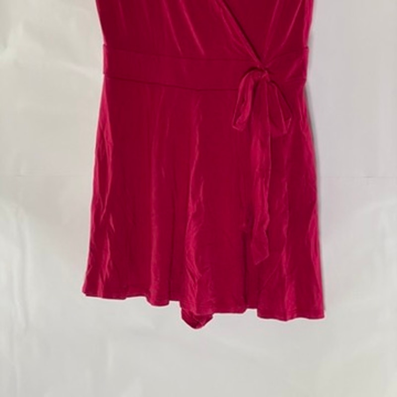 FOREVER 21 Women's Fuchsia Short Sleeve V-Neck Wrap Romper SZ M