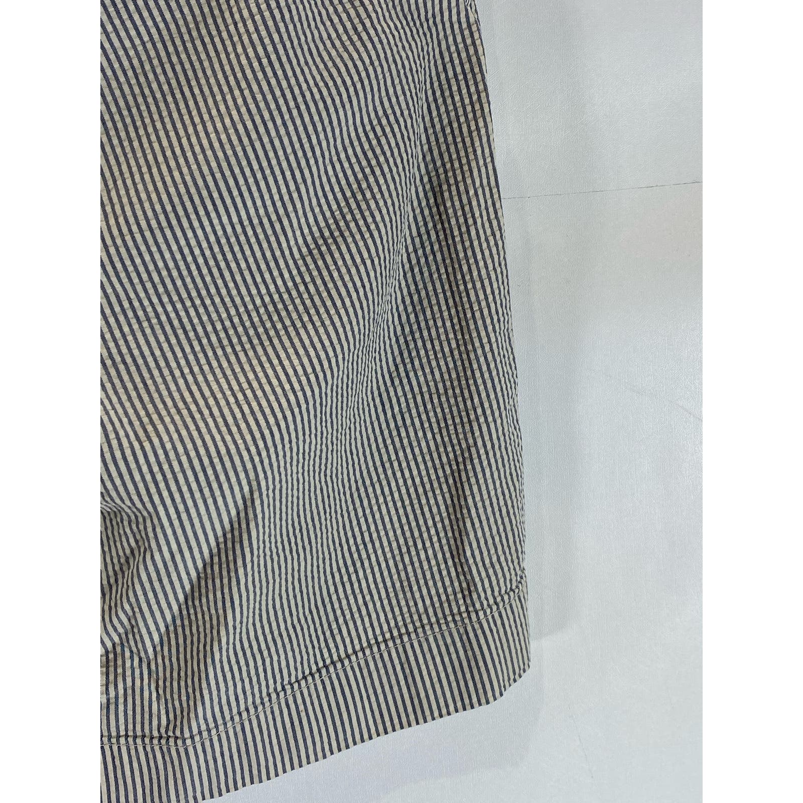 J.CREW CLUB Men's Gray Seersucker Regular-Fit 11" Chino Shorts SZ 35