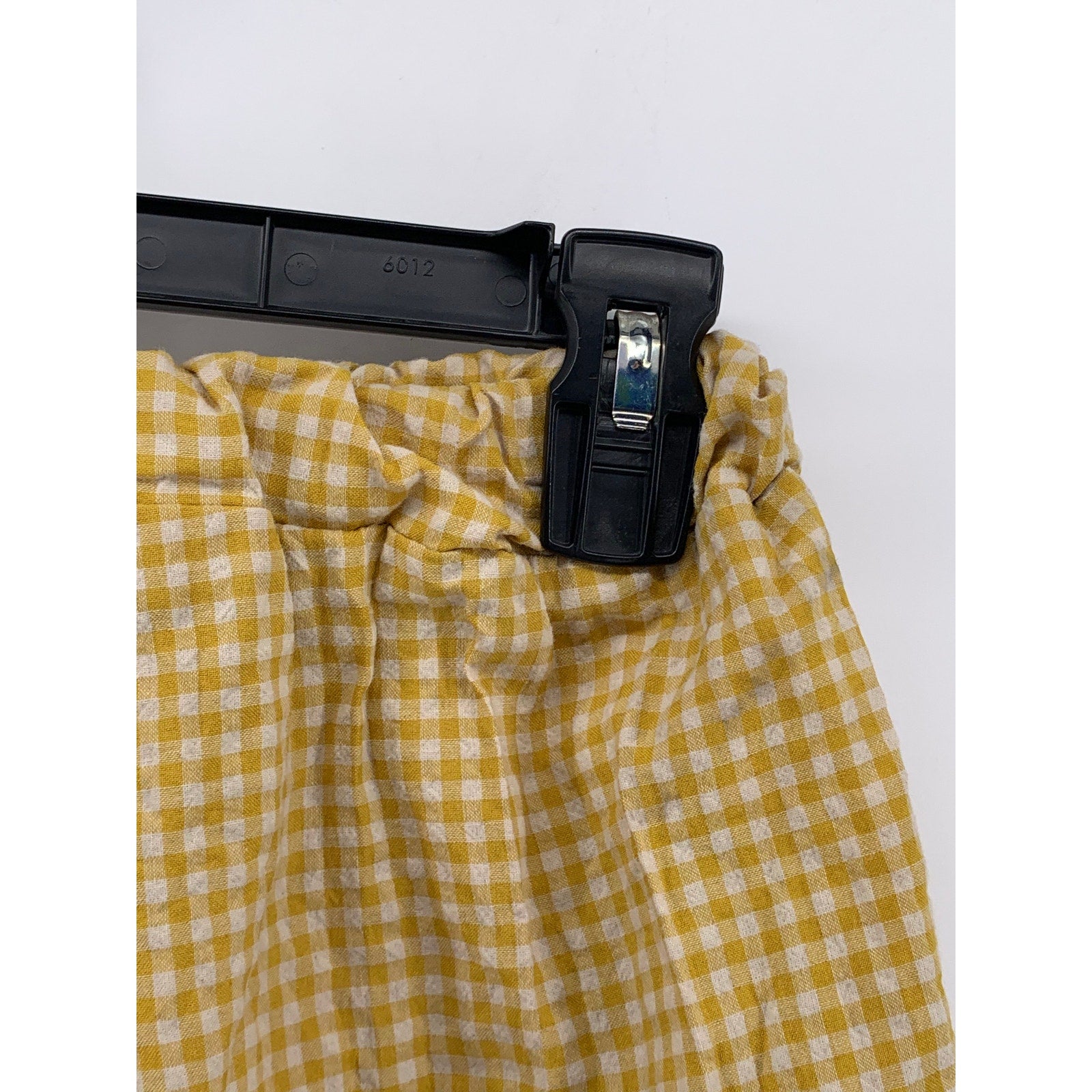 UNBRANDED Women's Yellow-White Gingham Pull-On High-Rise Casual Shorts SZ S