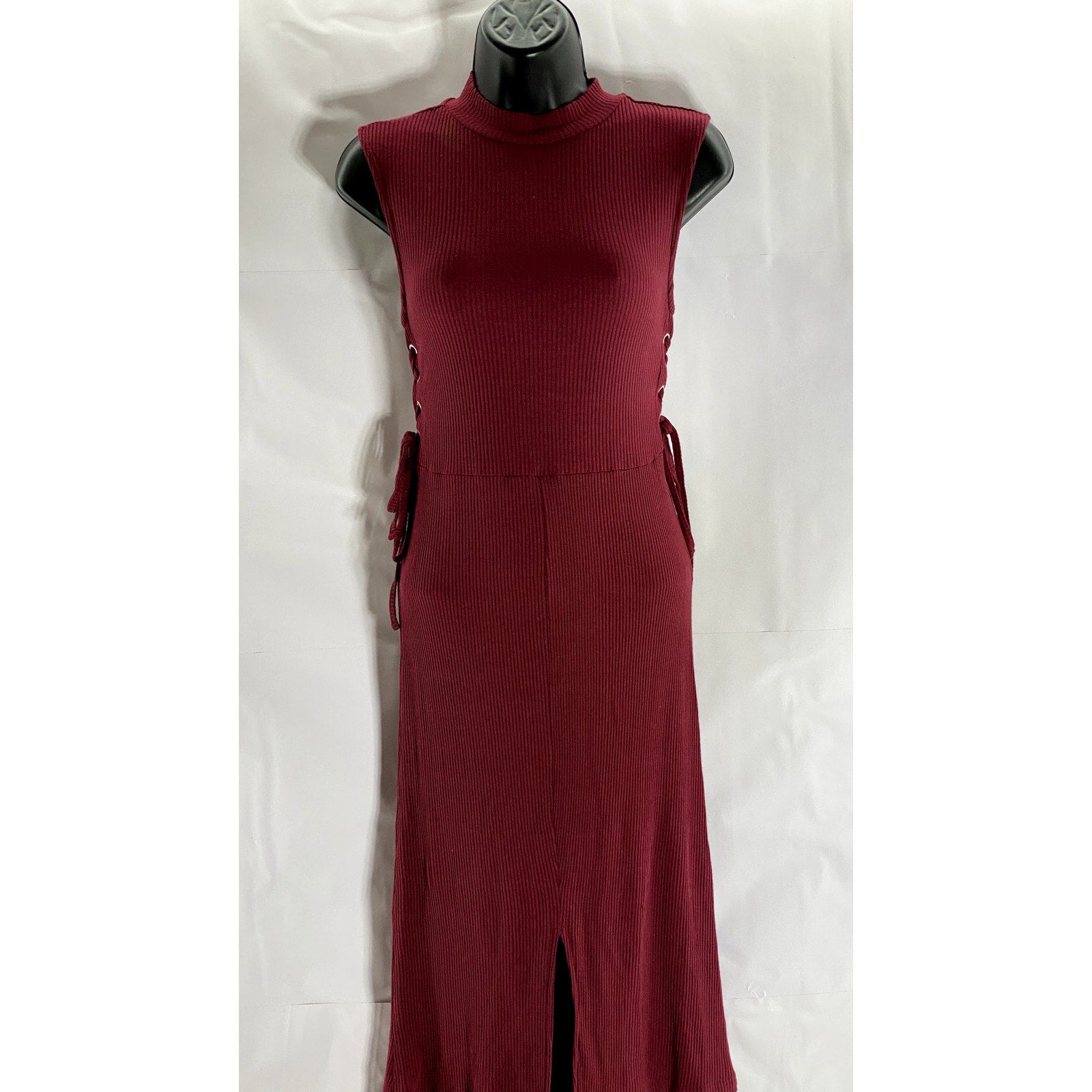 ASOS Women's Burgundy Ribbed Mock-Neck Sleeveless Ribbed Front-Slit Dress SZ 4