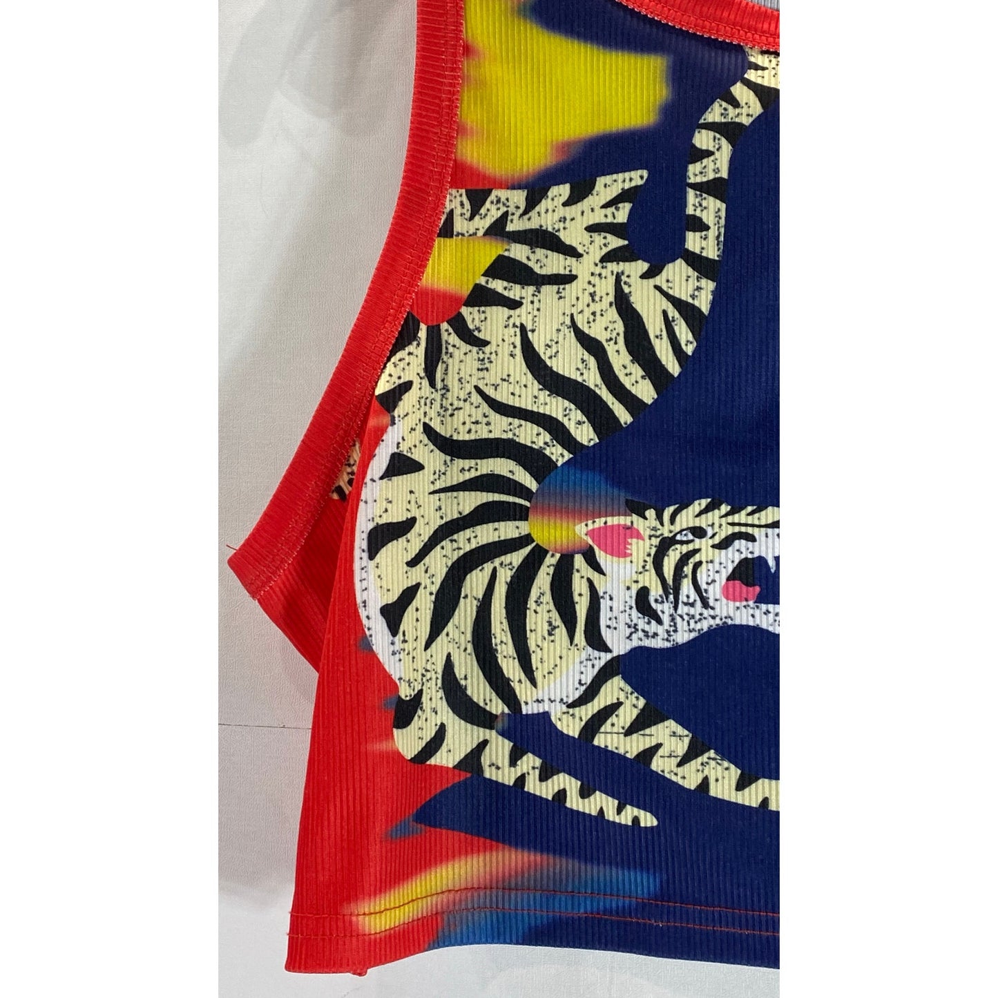 Women's Red/Blue Tiger Ribbed Crewneck Cropped Tank Top SZ L