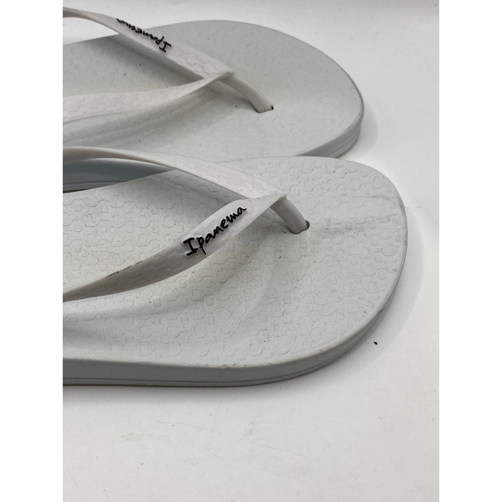 IPANEMA Women's White PVC Casual Flip-Flops Sandals SZ 8