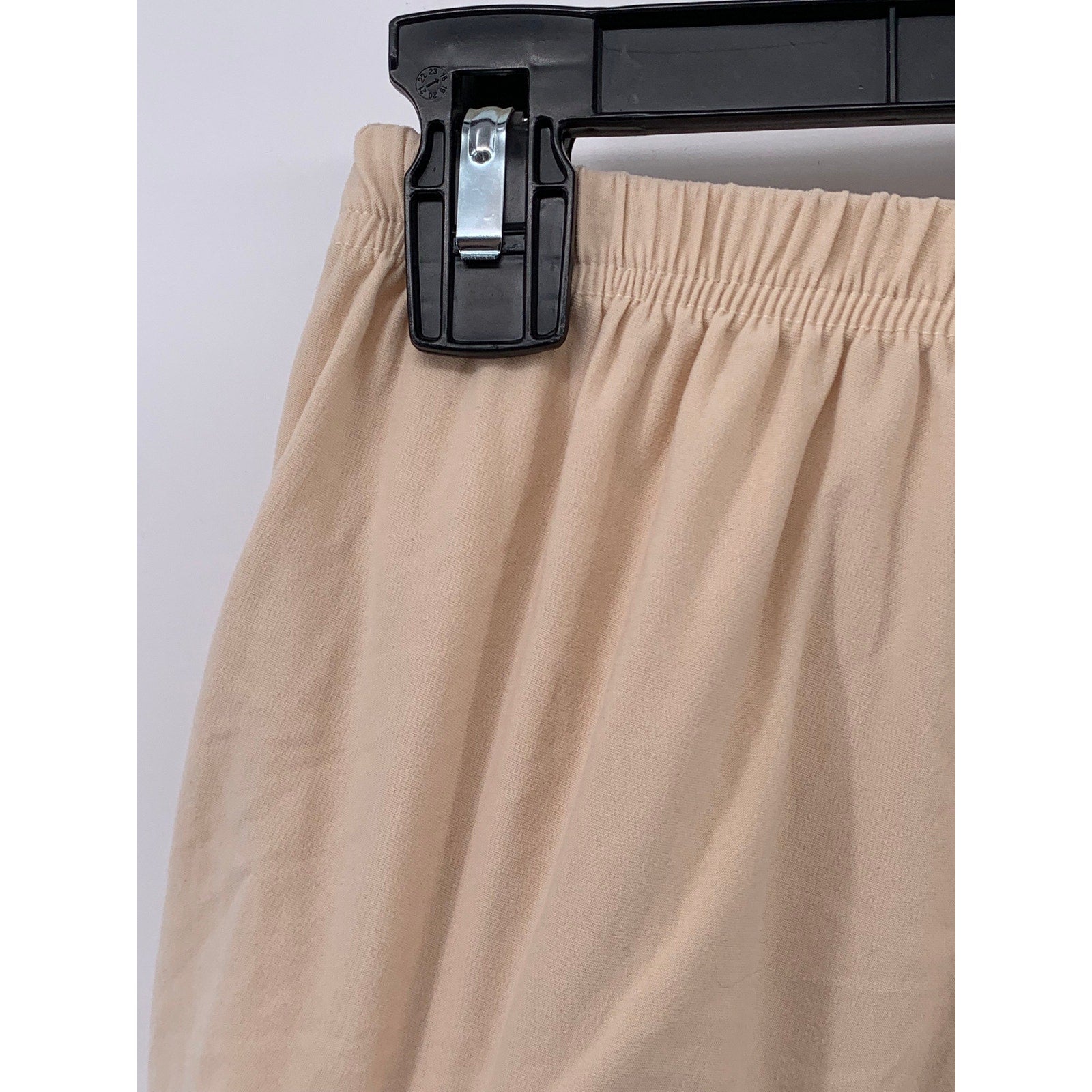 FASHION NOVA Women's Beige Ruffle-Hem Drawstring Relaxed-Fit Pajama Shorts SZ M