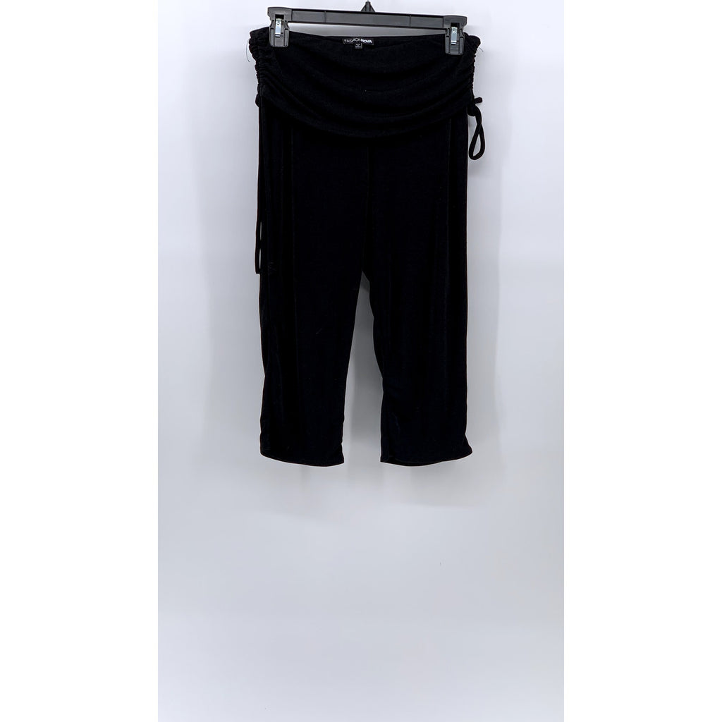 FASHION NOVA Women's Y2K Inspired Black Stretch High Waisted Capri Pants SZ M