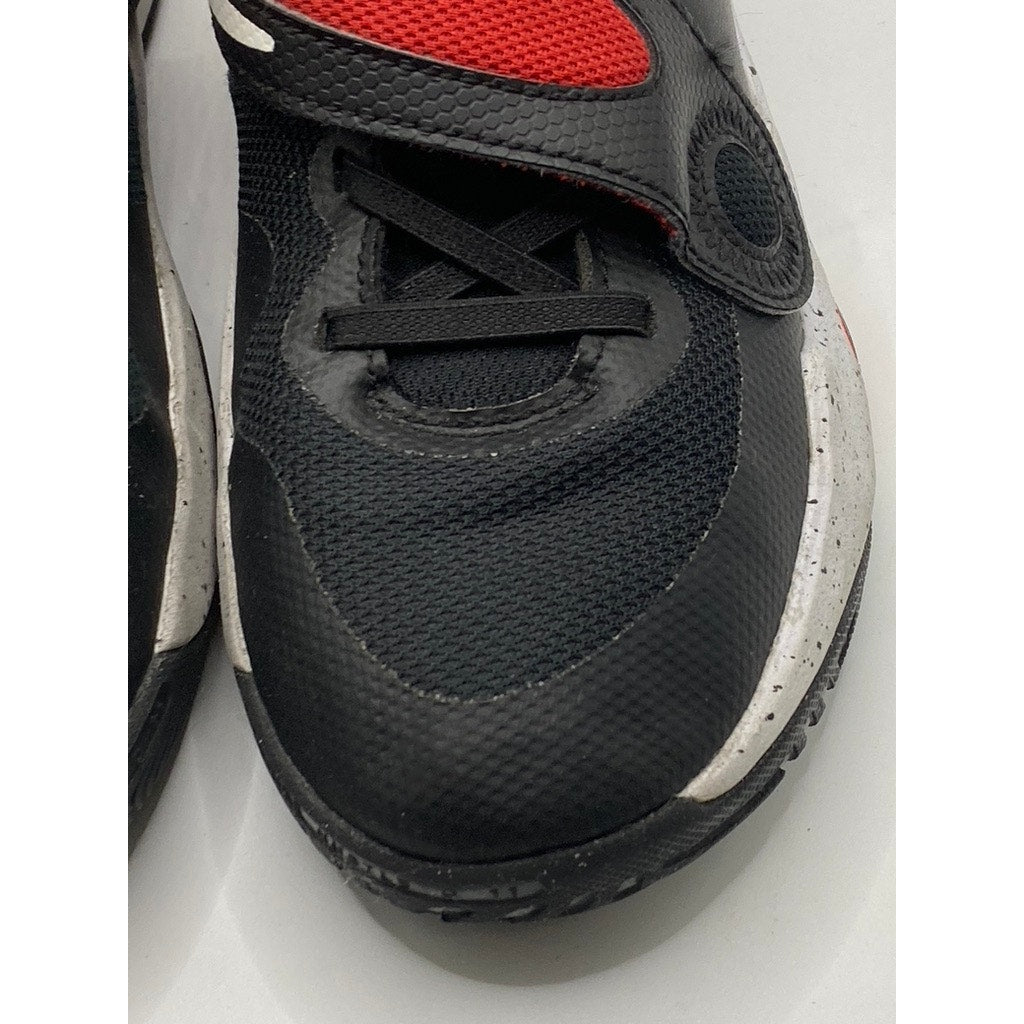 NIKE Kid's Black-Red Grade School Team Hustle Lace-Up D11 Sneakers SZ 4Y