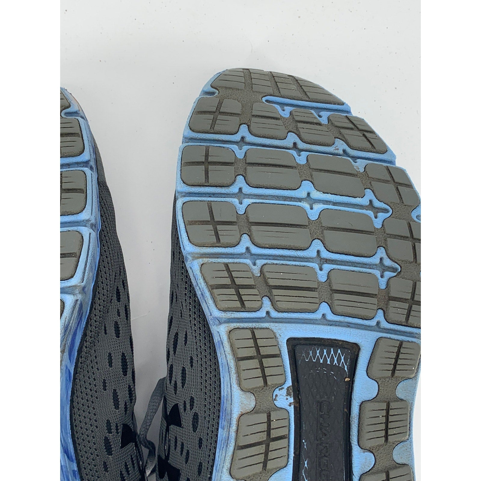 UNDER ARMOUR Men's Blue-Gray Charged Intake 4 Exo Running Sneakers SZ 10.5