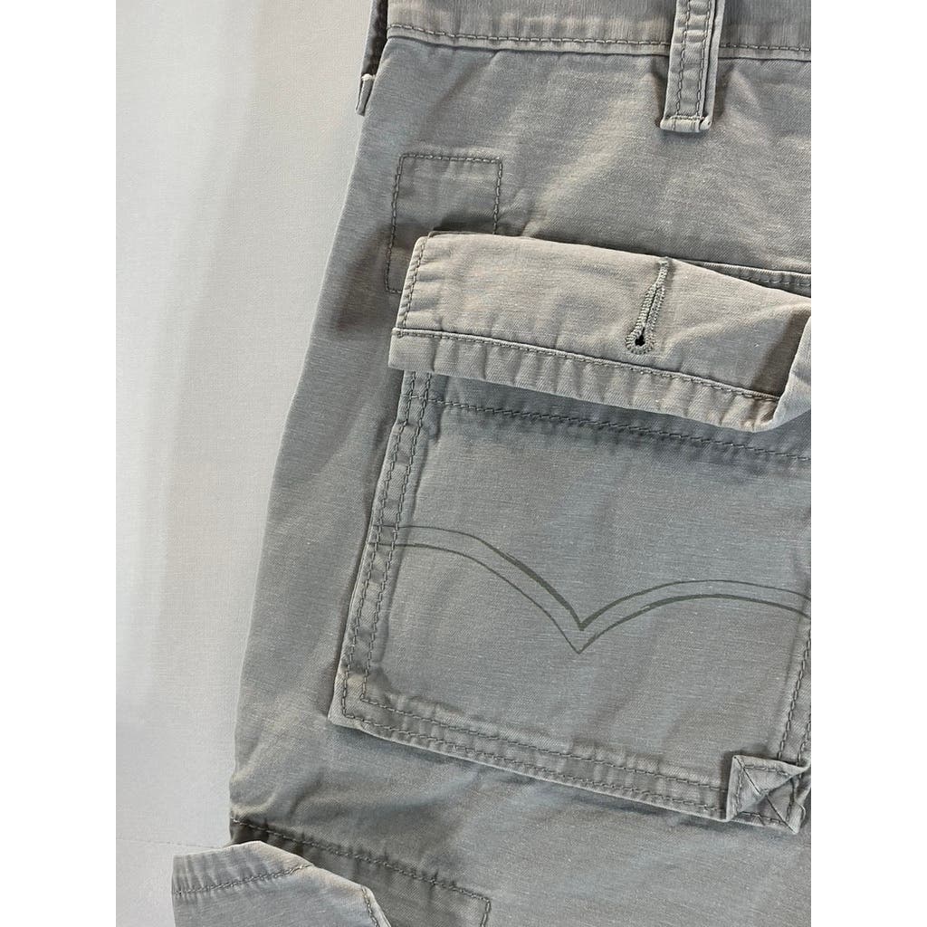LEVI'S Men's Light Gray Classic-Fit Cargo Shorts SZ 31