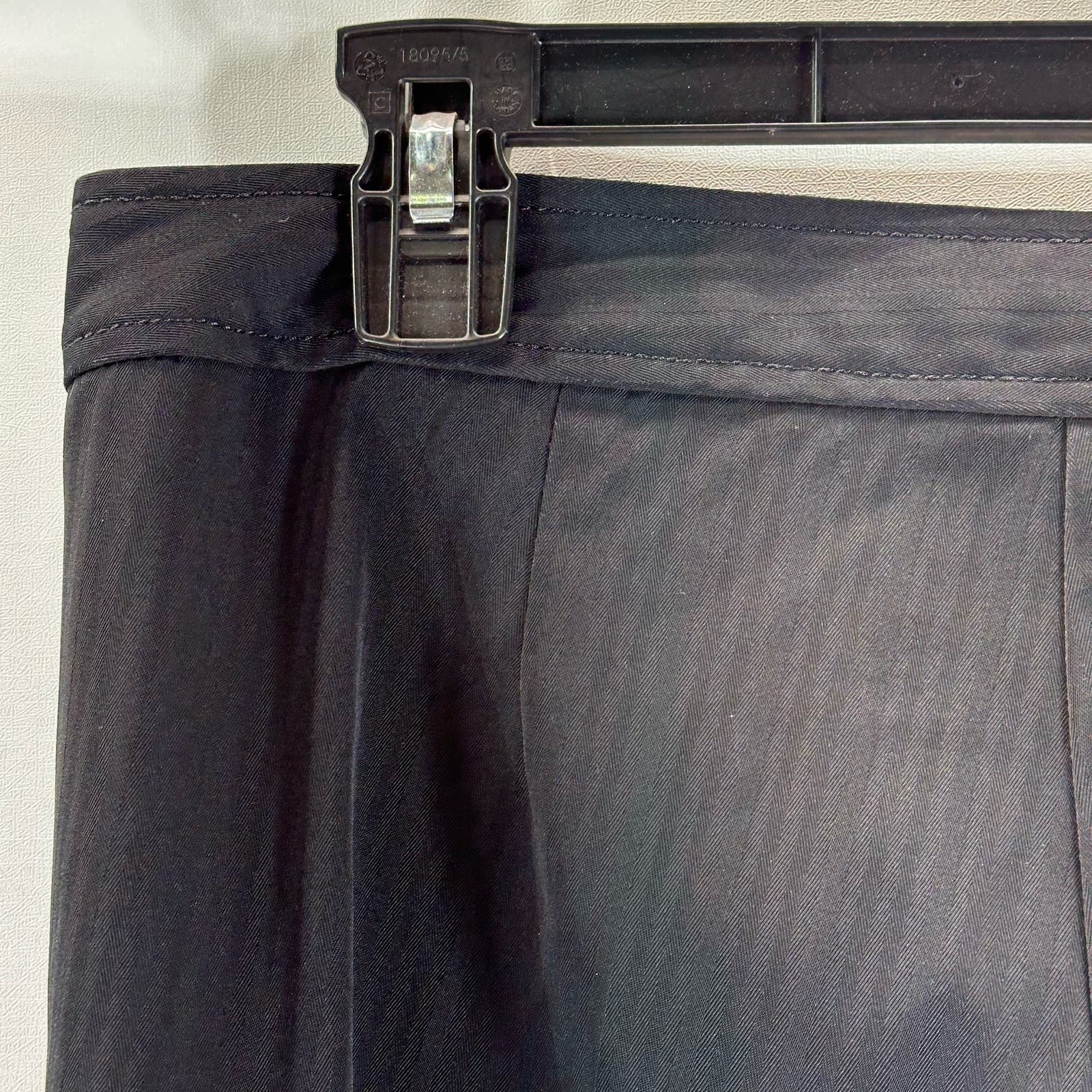 TRINA TURK Women's Black Pinstripe Cuffed Wide-Leg Pants SZ 4