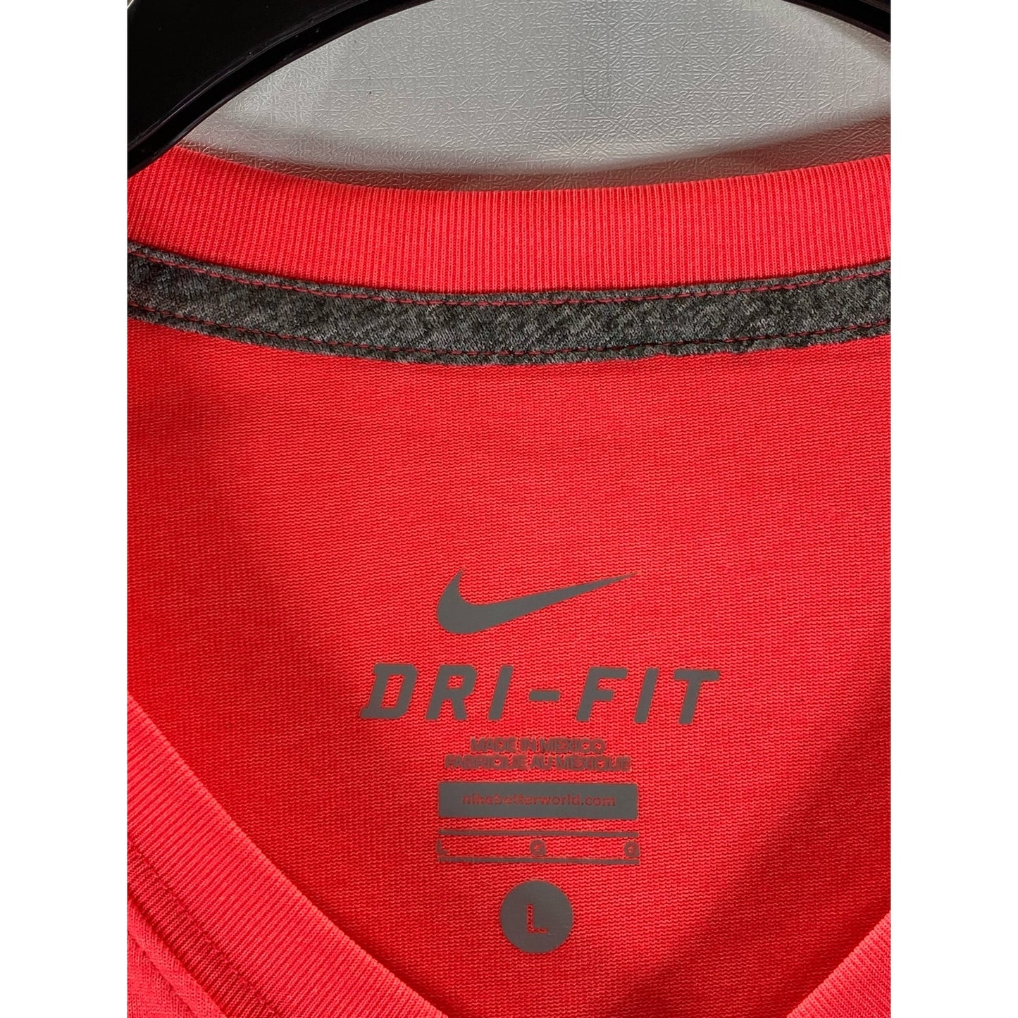 NIKE Men's Neon Red V-Neck Dri-Fit Short Sleeve Active T-Shirt SZ L