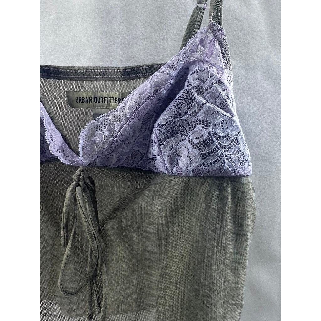 URBAN OUTFITTERS Women's Gray-Lilac Lace-Front V-Neck Spaghetti Strap Top SZ M