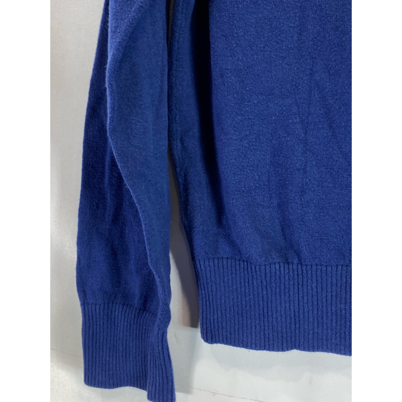 ABERCROMBIE & FITCH Men's Dark Blue V-Neck Muscle Pullover Sweater SZ L