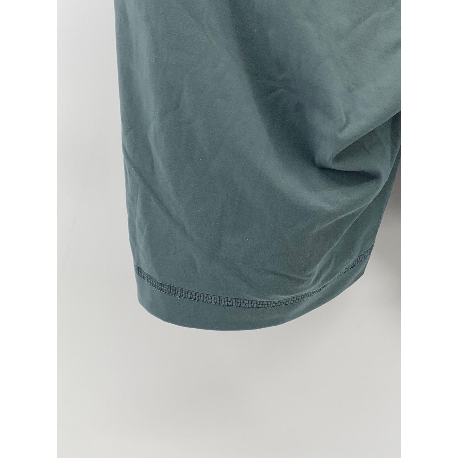 EVERLANE Women's Gray High-Rise Pull-On Perform Soft Bike Shorts SZ S