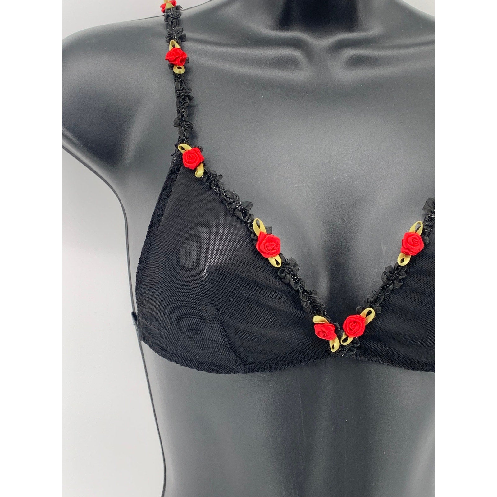 UNBRANDED Women's Black Mesh 3D Rose Floral Trim V-Neck Bralette SZ S