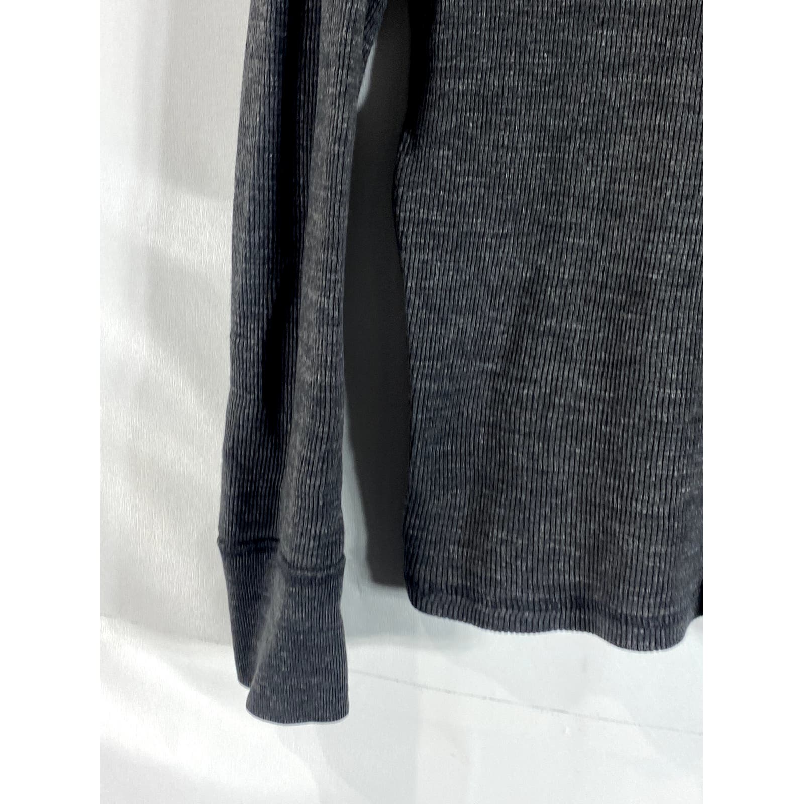AMERICAN EAGLE OUTFITTERS Men's Charcoal Vintage Crewneck Thermal Shirt SZ S