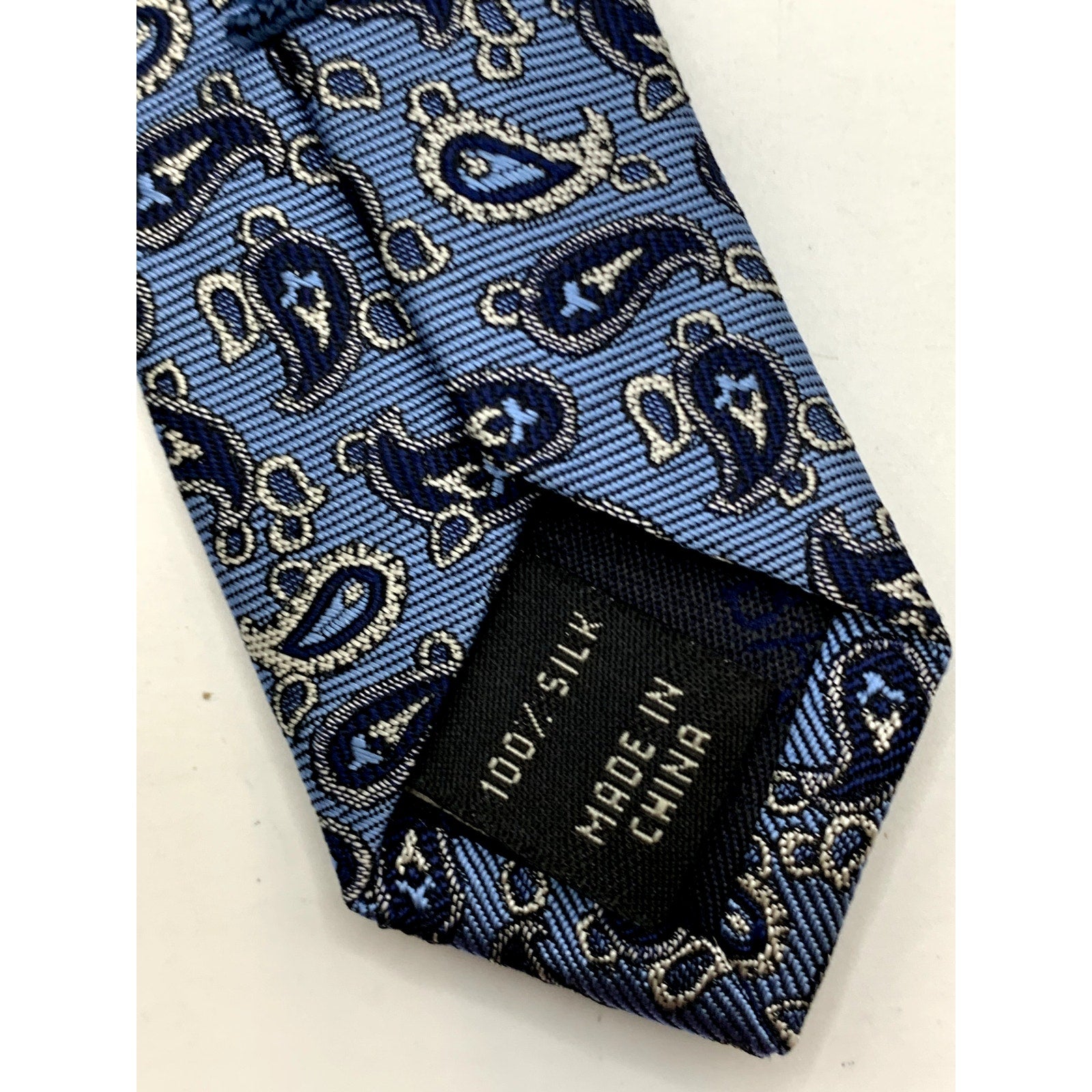JOS. A. BANK Men's Blue Embroidered Paisley Print Tie