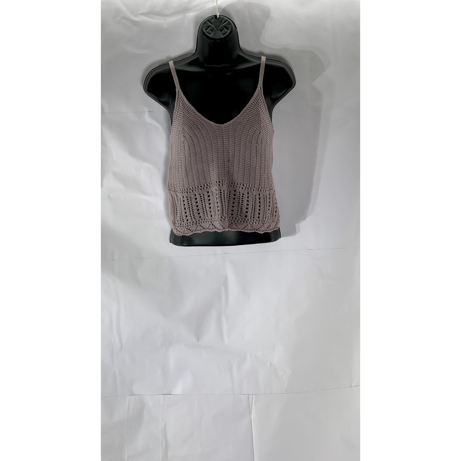 URBAN HERRITAGE Women's Gray Crochet Knit V-Neck Spaghetti Strap Tank Top SZ M