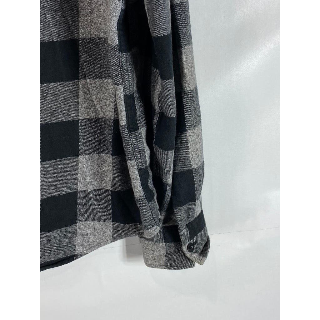 AMERICAN EAGLE OUTFITTERS Men's Grey/Black Plaid Classic-Fit Button-Up Shirt SZL