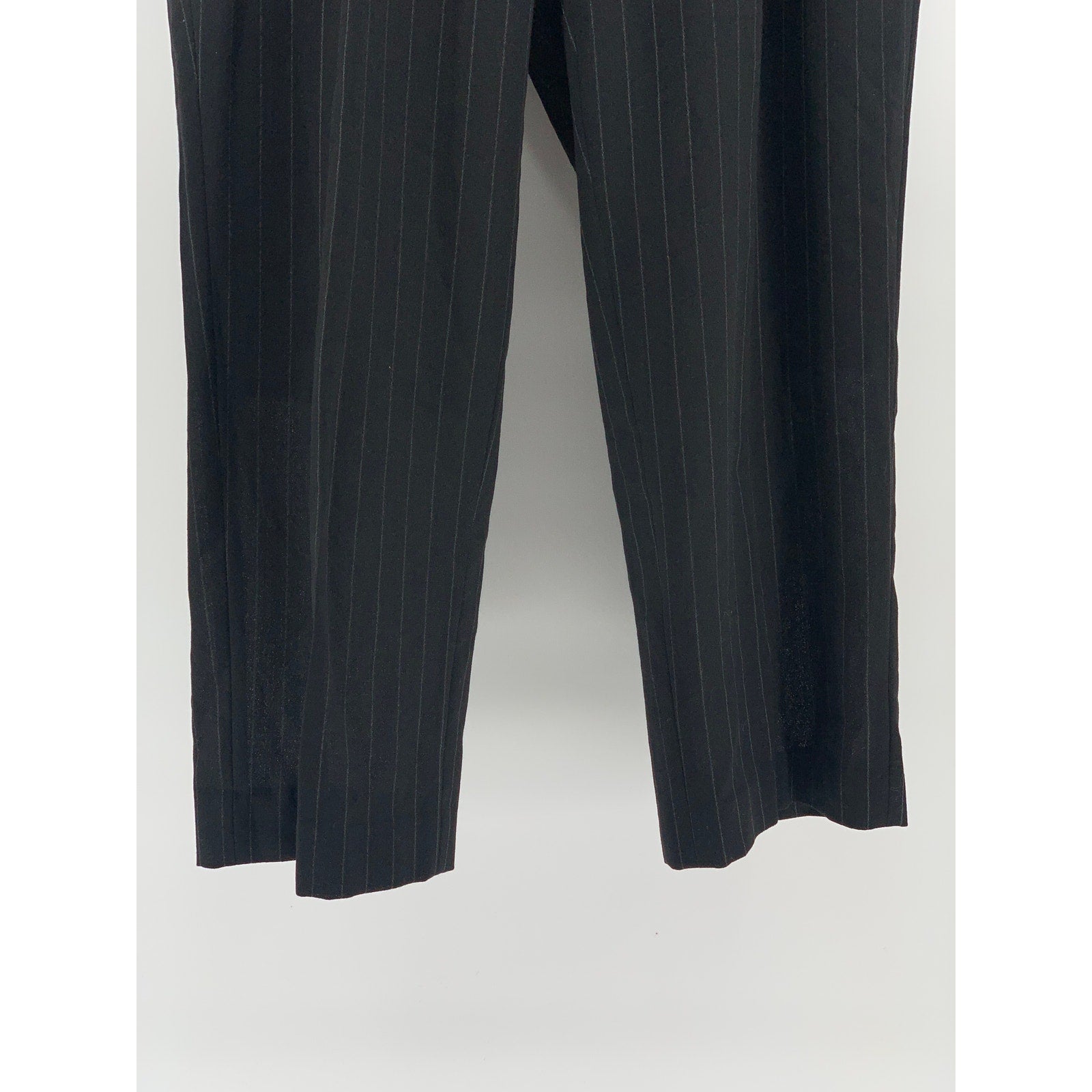 UNBRANDED Men's Black Pinstripe Regular-Fit Straight-Leg Flat Front Pants SZ 38