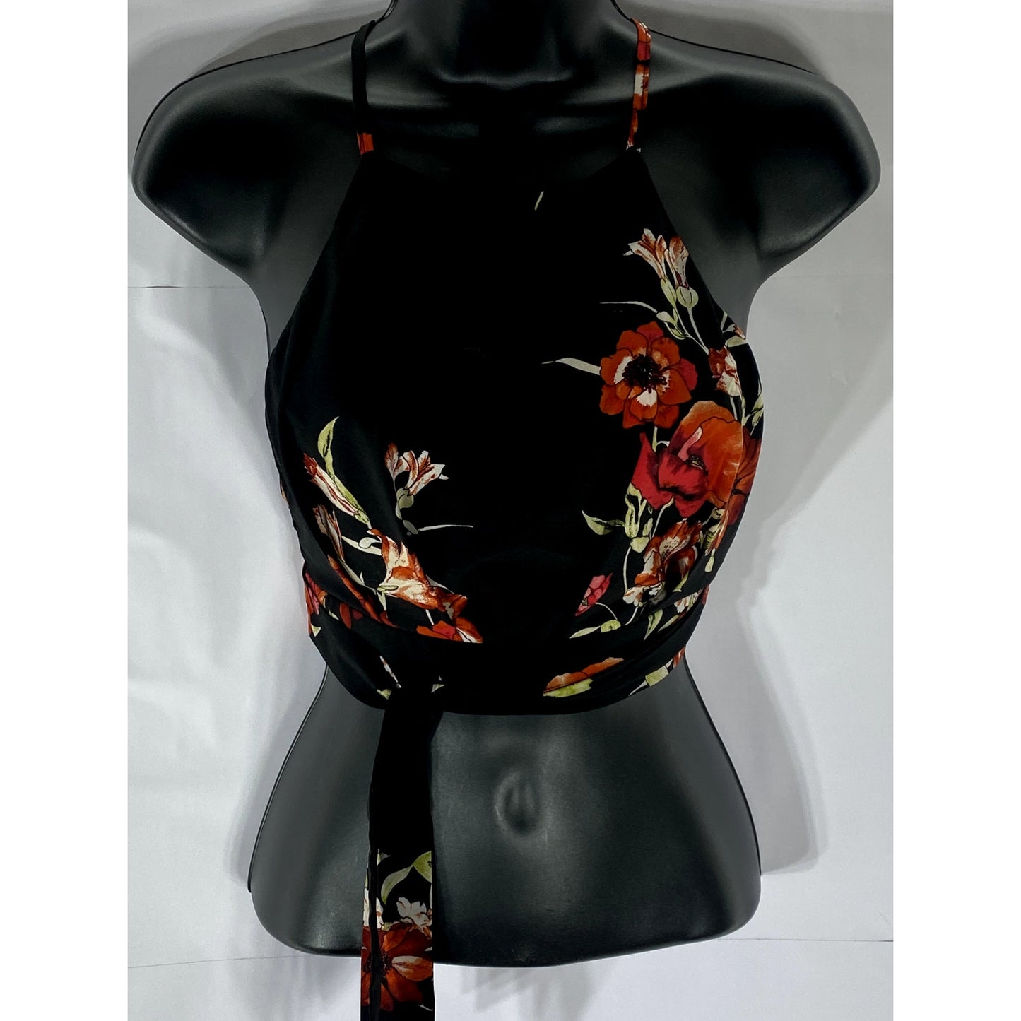 SOPRANO Women’s Black Floral Halter Cross-Back Crop Top SZ XS
