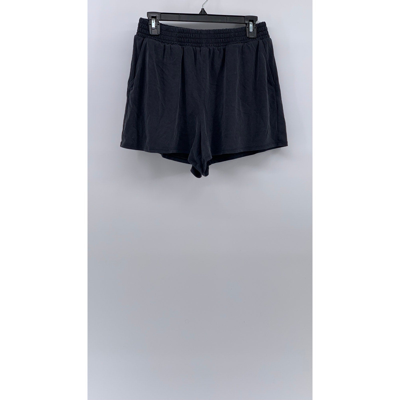 EXPRESS Women's Washed Black Pull-On Regular Fit Casual Shorts SZ M