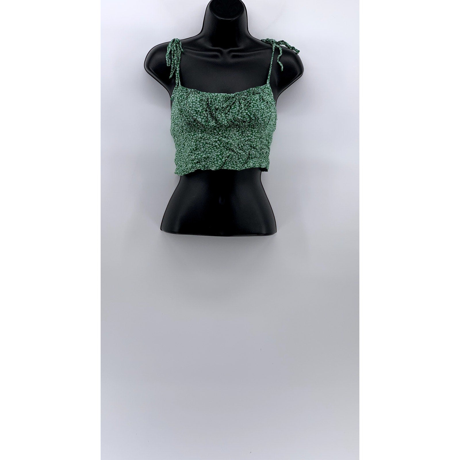 SHEIN Women's Green Ditsy Floral Smocked Tie Spaghetti Strap Cropped Top SZ M