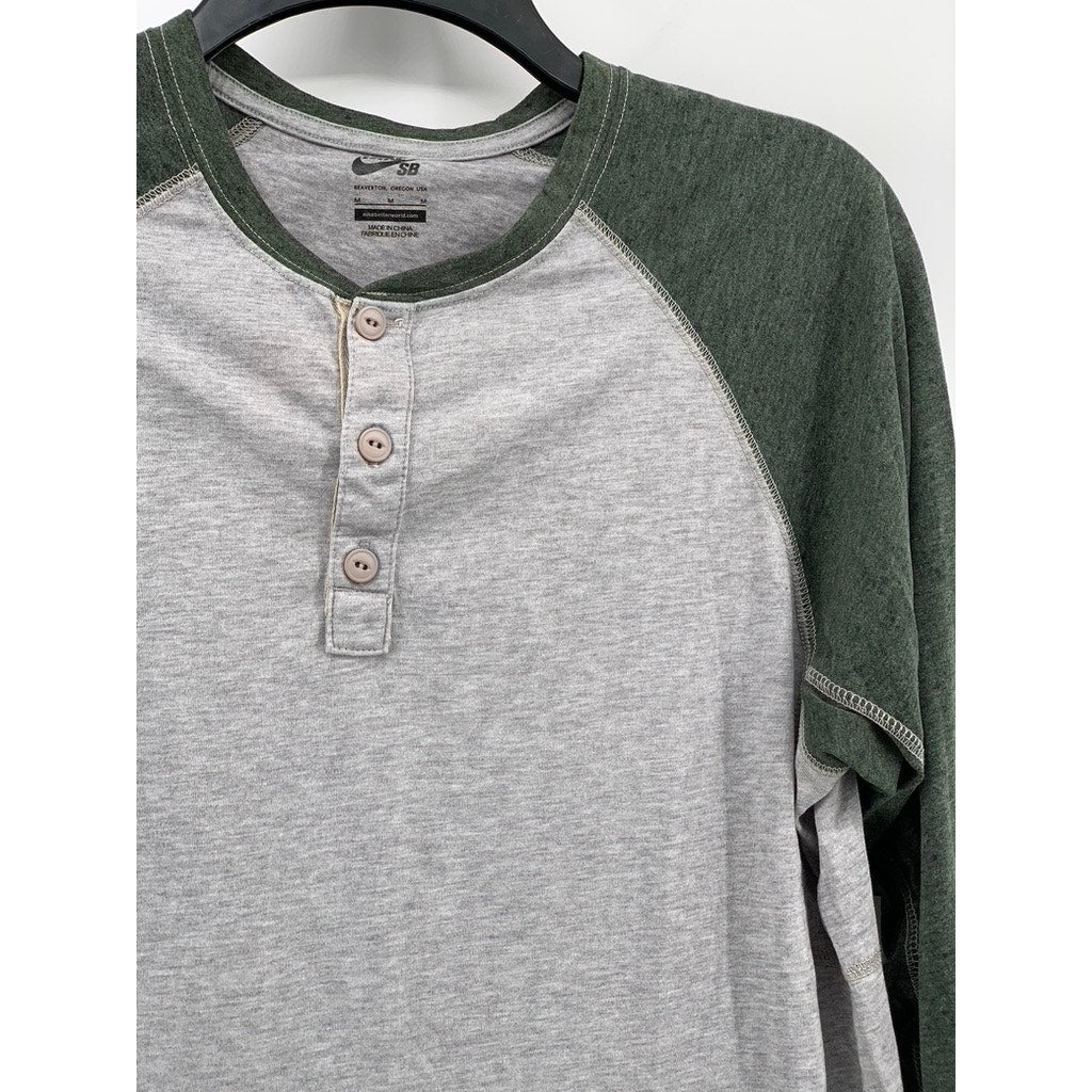 NIKE SB Men's Green- Heather Gray Colorblock Long Sleeve Henley T-Shirt SZ M