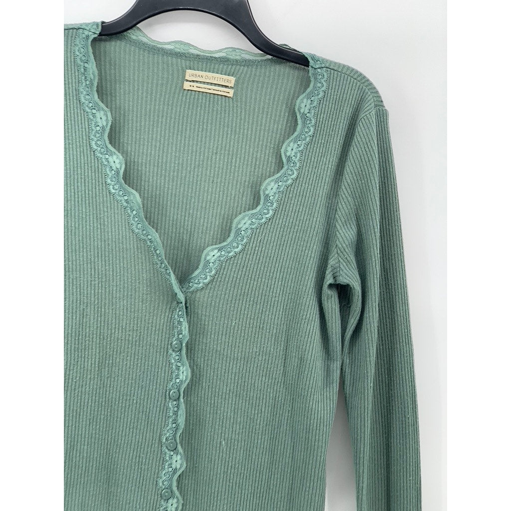 URBAN OUTFITTERS Women's Dusty Green Ribbed Lace-Trim Button-Down Top SZ M