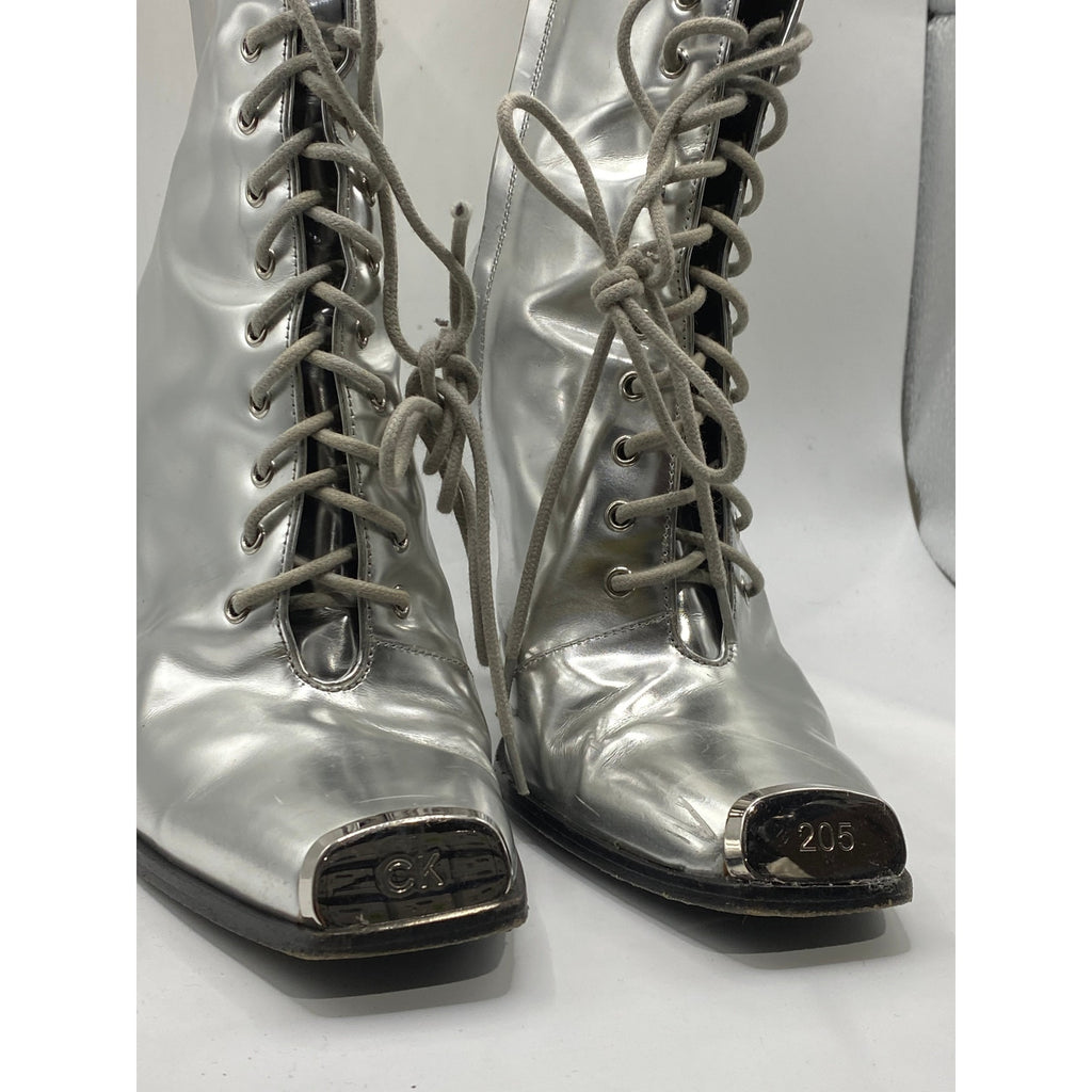 CALVIN KLEIN Women's Silver Metallic Windora Mid Lace-Up Grunge Boots SZ 5