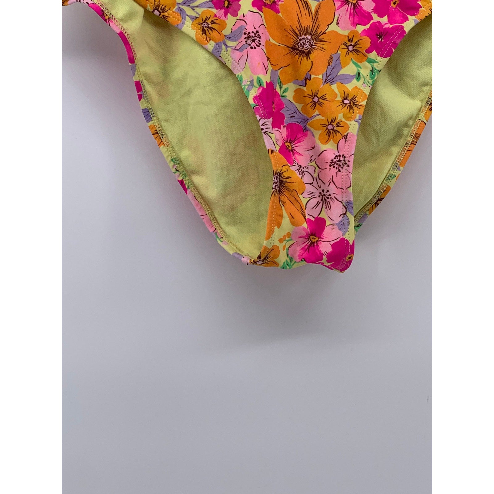 WILD FABLE Women's Green-Pink Floral Print Bikini Bottom SZ M