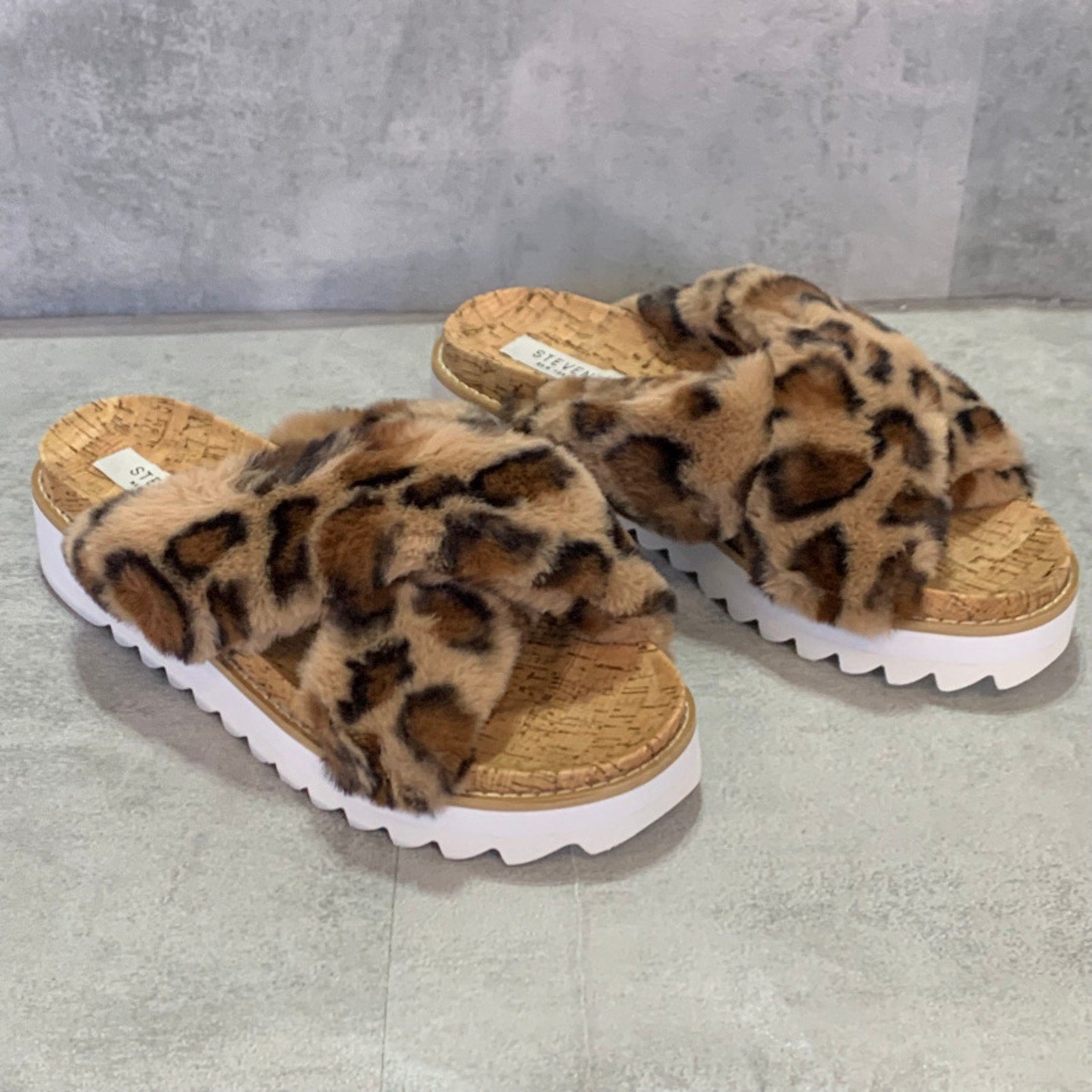 STEVEN NEW YORK Cado Faux Fur Leopard Print Slide Sandal SZ 9