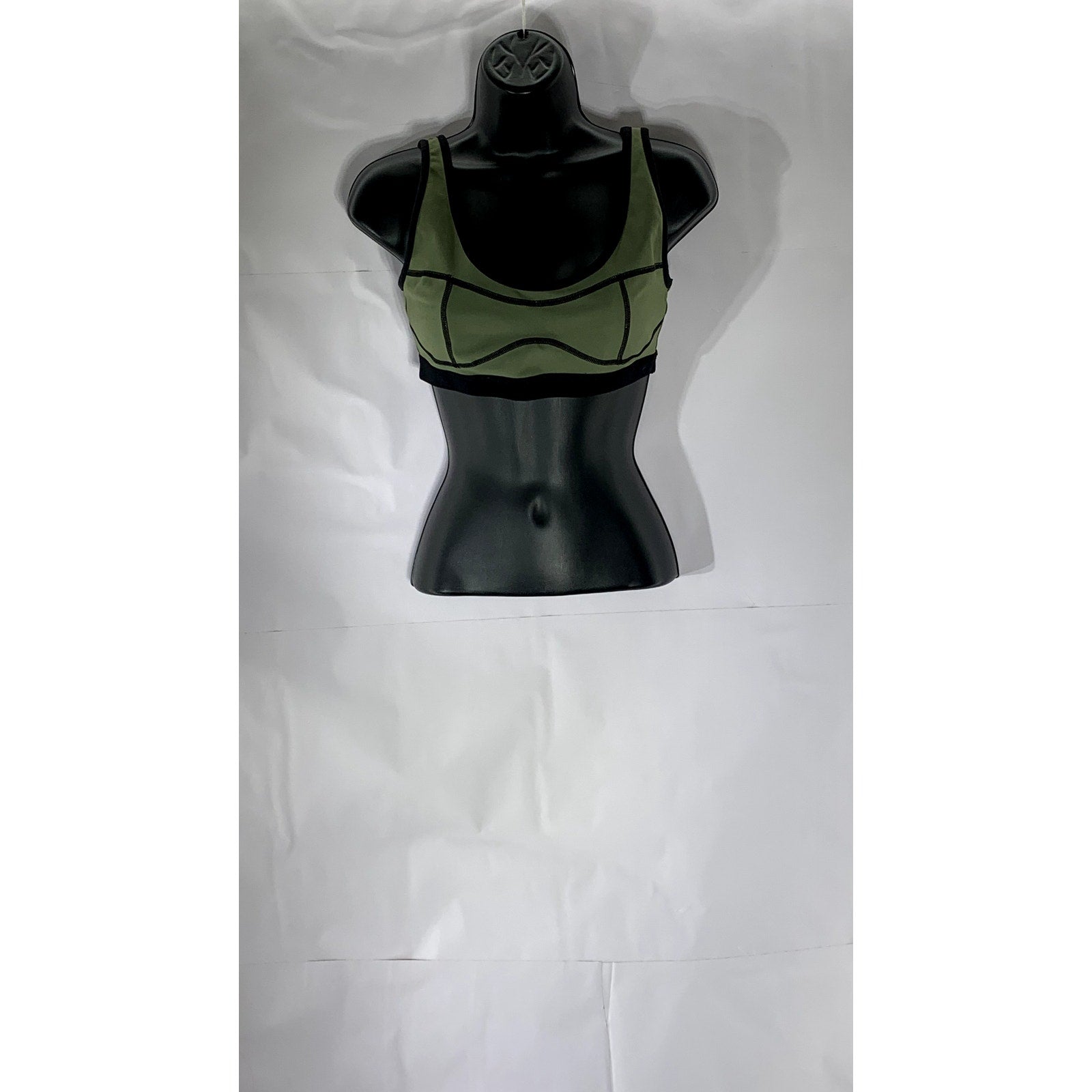 WEWOREWHAT Women’s Olive Green Scoop-Neck Silhouette Sports Bra SZ S