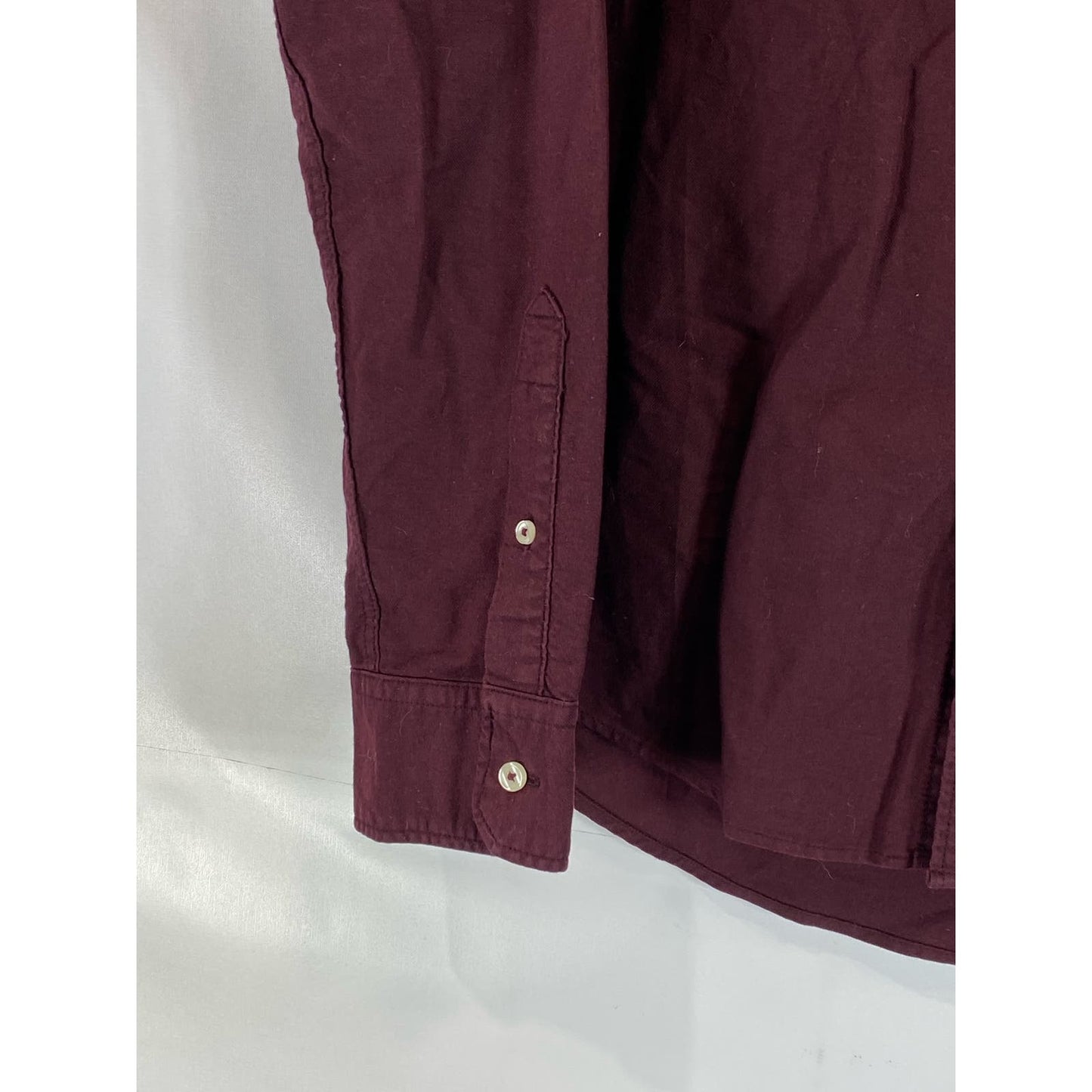 AMERICAN EAGLE Men's Burgundy Classic-Fit Button-Up Long Sleeve Shirt SZ M