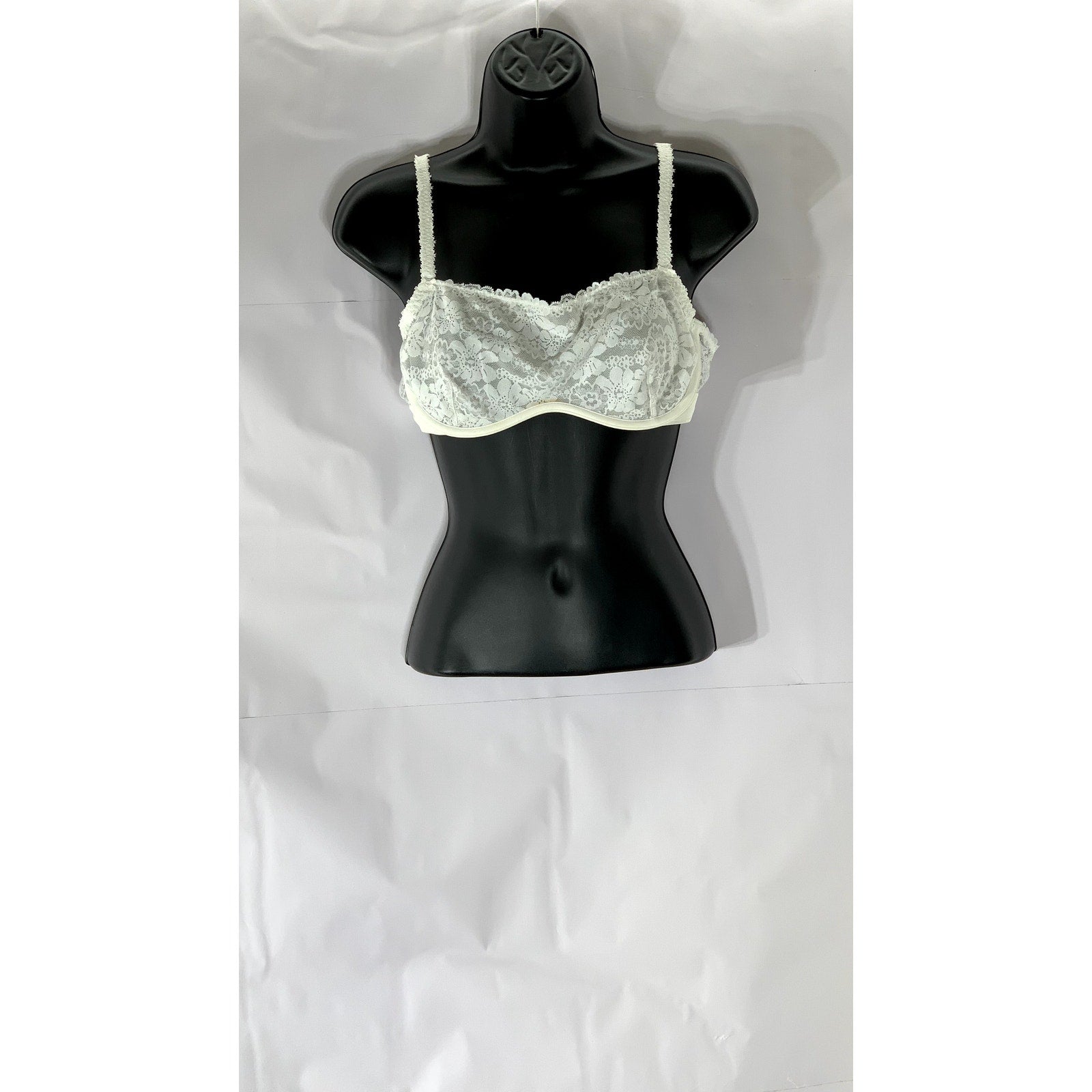 PINK By VICTORIA SECRET Women's White Floral Lace Adjustable Strap Bra SZ M