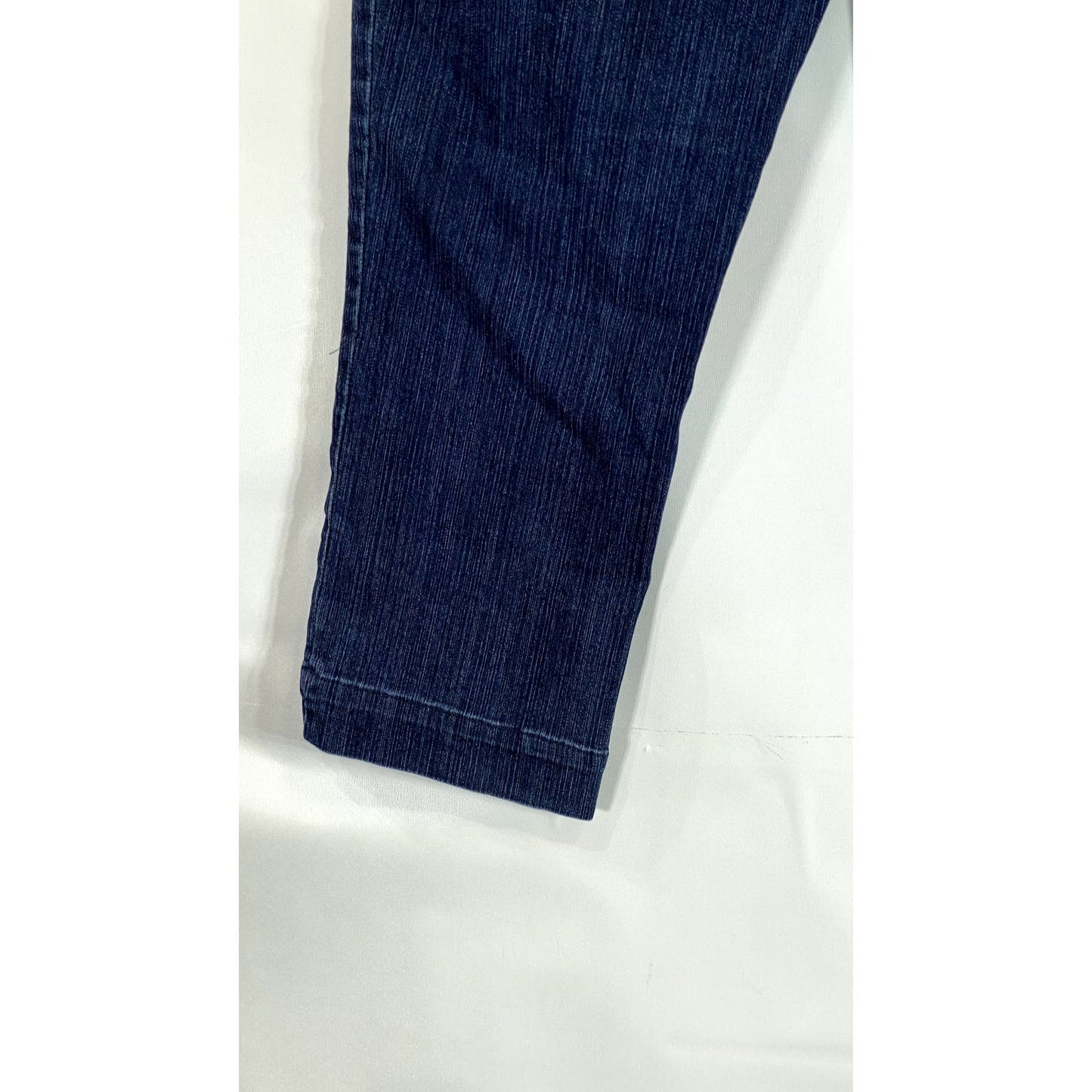 SOFT SURROUNDINGS Women's Petite Denim Mid-Rise Pull-On Capri Jeans SZ P/S