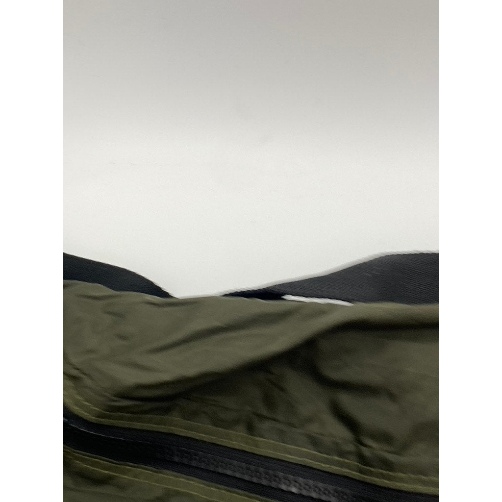 H&M Unisex Adult Dark Green Lightweight Adjustable Strap Belt Bag SZ OS