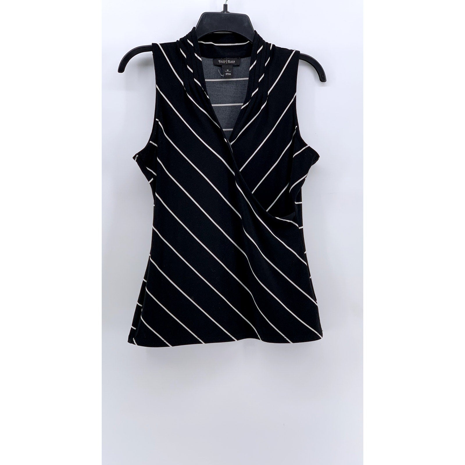 WHITE HOUSE BLACK MARKET Women's Black-White Striped V-Neck Sleeveless Top SZ M