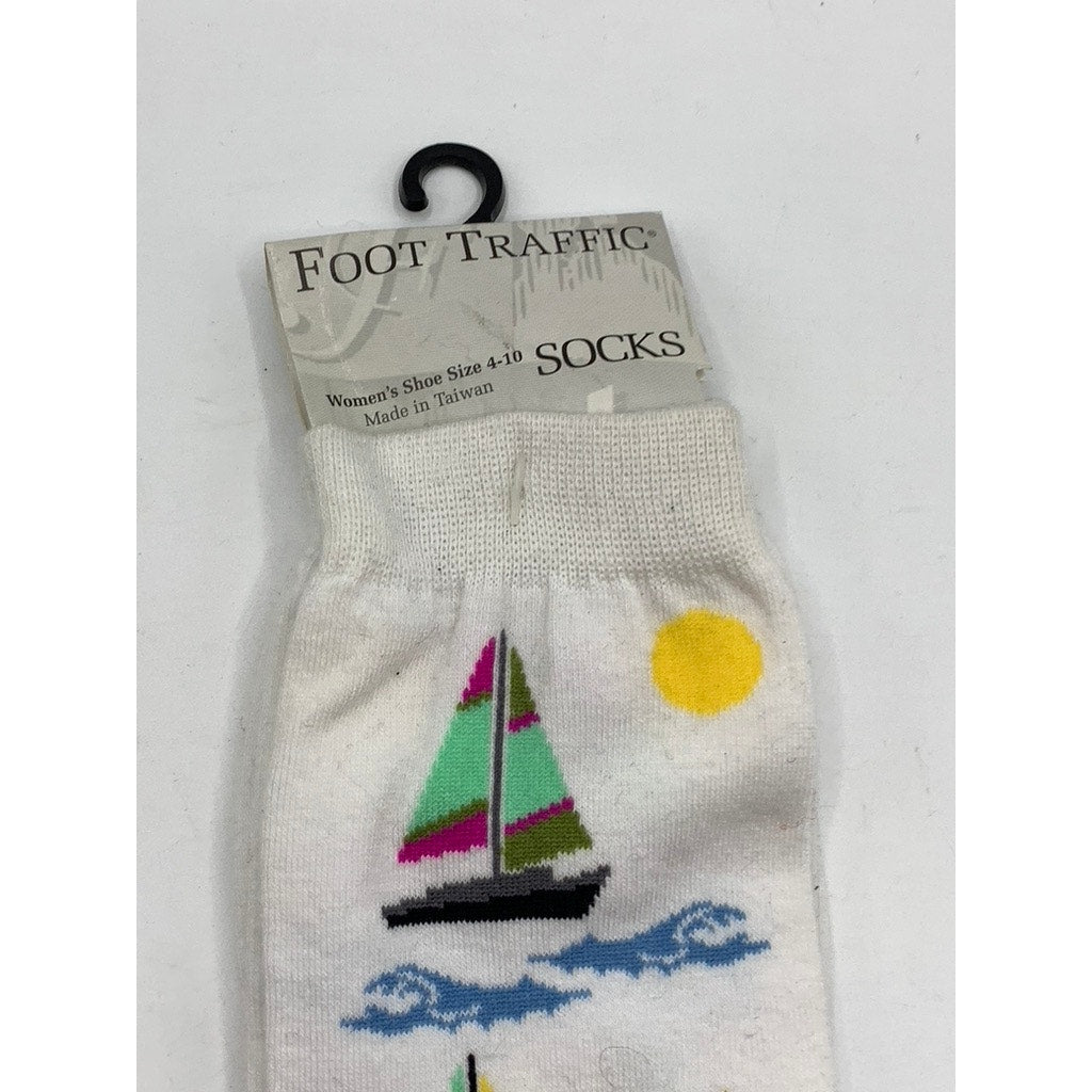 FOOT TRAFFIC Women's White Multi Sail Print Crew Socks SZ 4-10