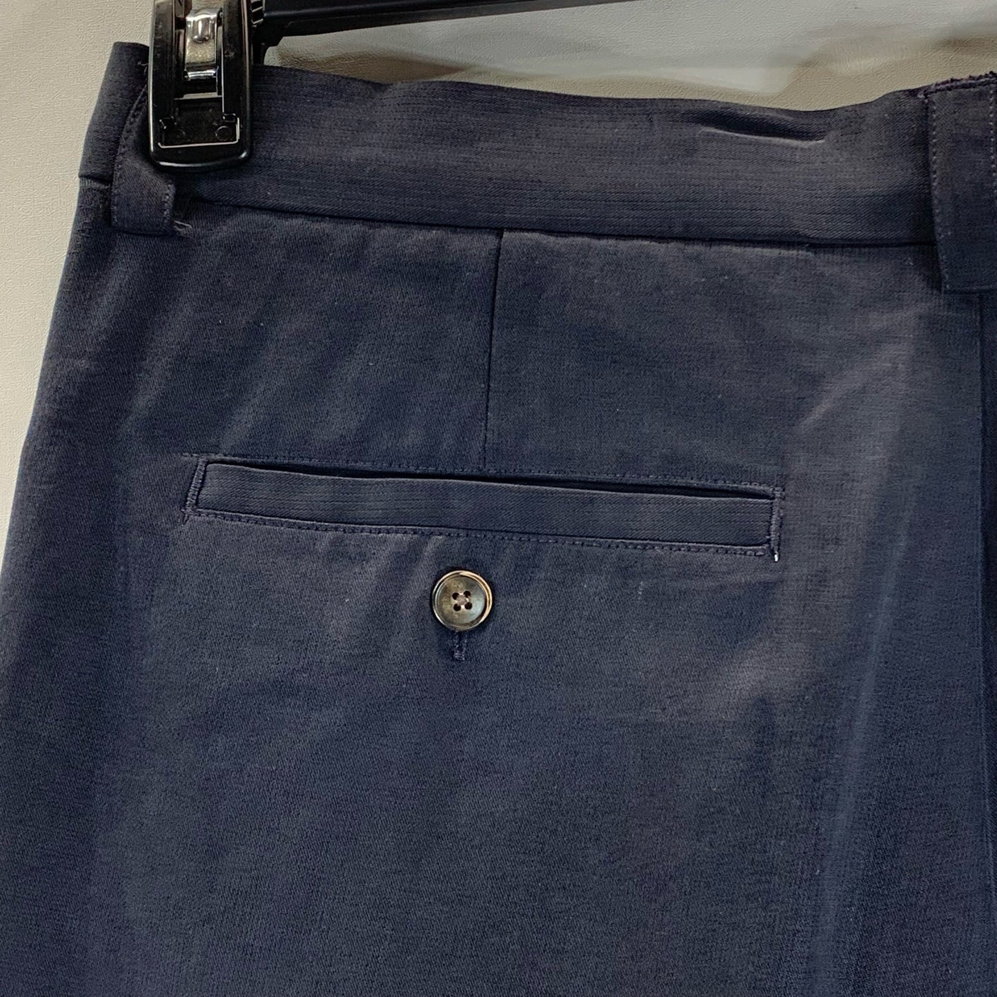 TOMMY BAHAMA Men's Navy Pleated Silk Chino Shorts SZ 33