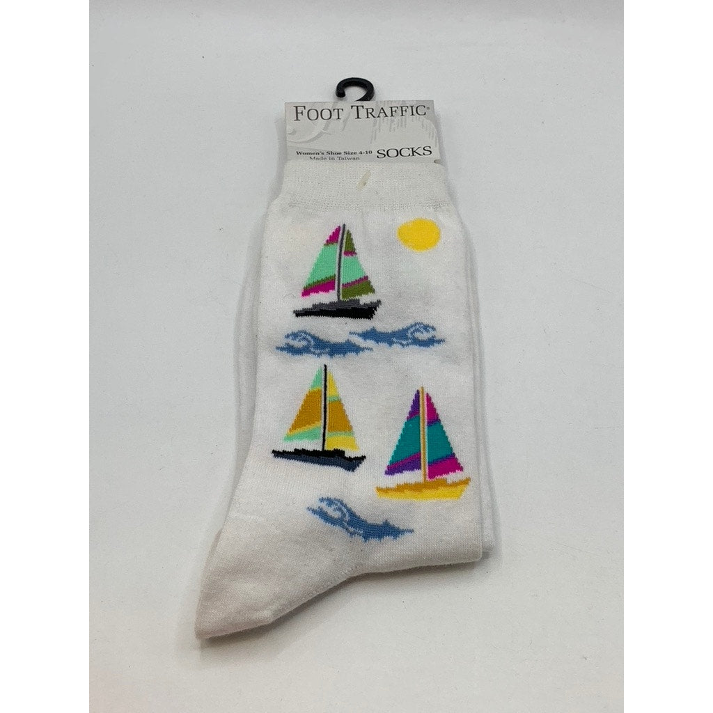 FOOT TRAFFIC Women's White Multi Sail Print Crew Socks SZ 4-10