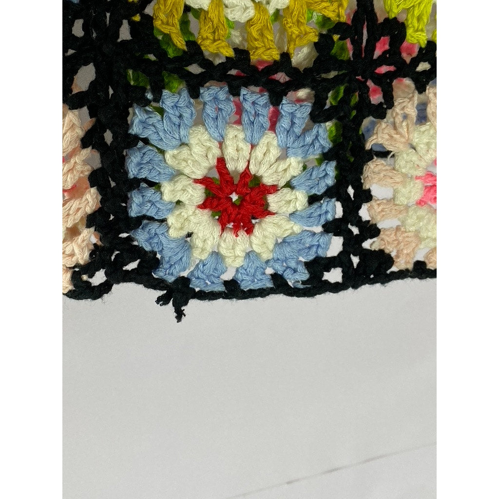 MISS SPARKLING Women's Black-Multi Crochet Floral Straight-Neck Tank Top SZ S