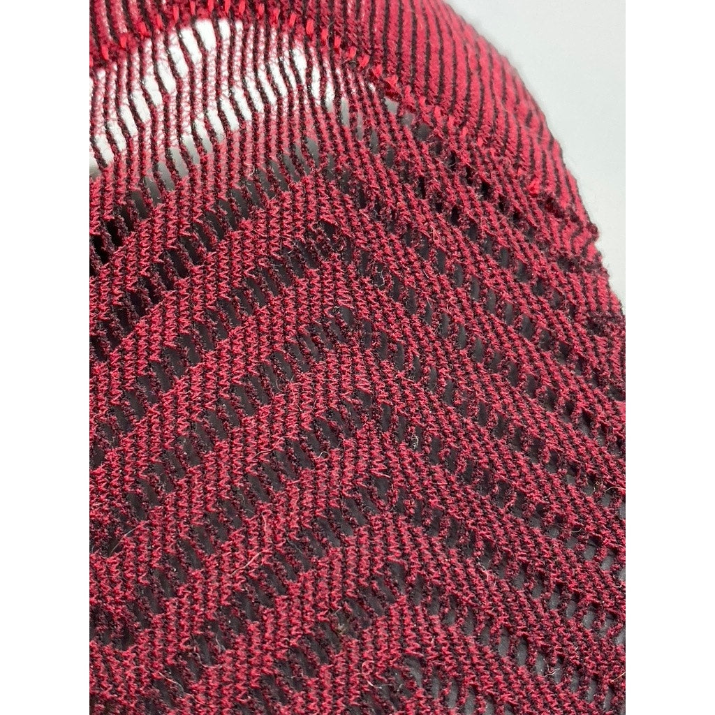 MEMOI Women's Two-Toned Beet Red Knit Chevron Knee High Socks SZ OS
